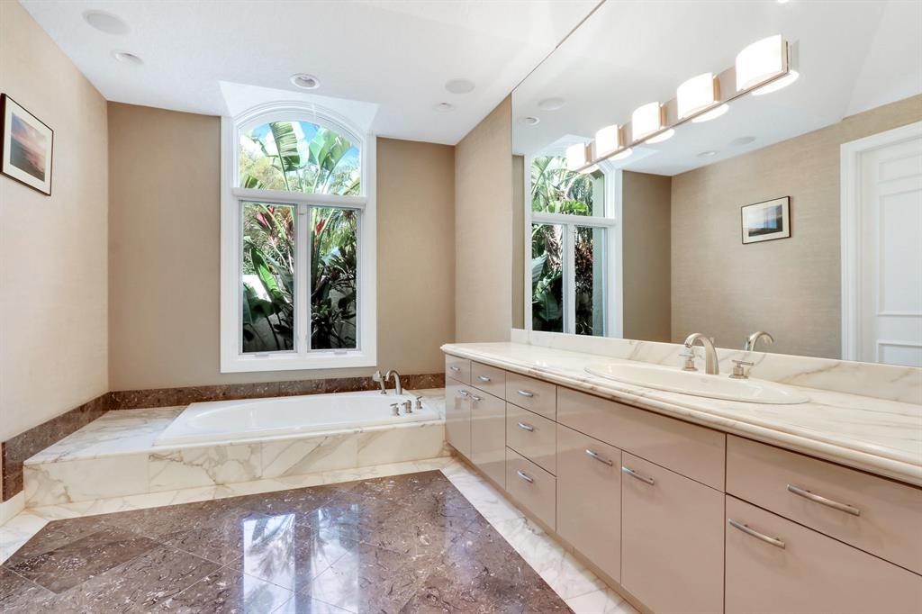 FRENCHMANS CREEK PAR B - Residential