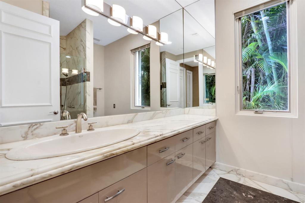 FRENCHMANS CREEK PAR B - Residential