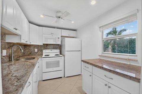 Tiny photo for 2615 NE 3rd Court #2130, Boynton Beach, FL 33435 (MLS # B26091199)