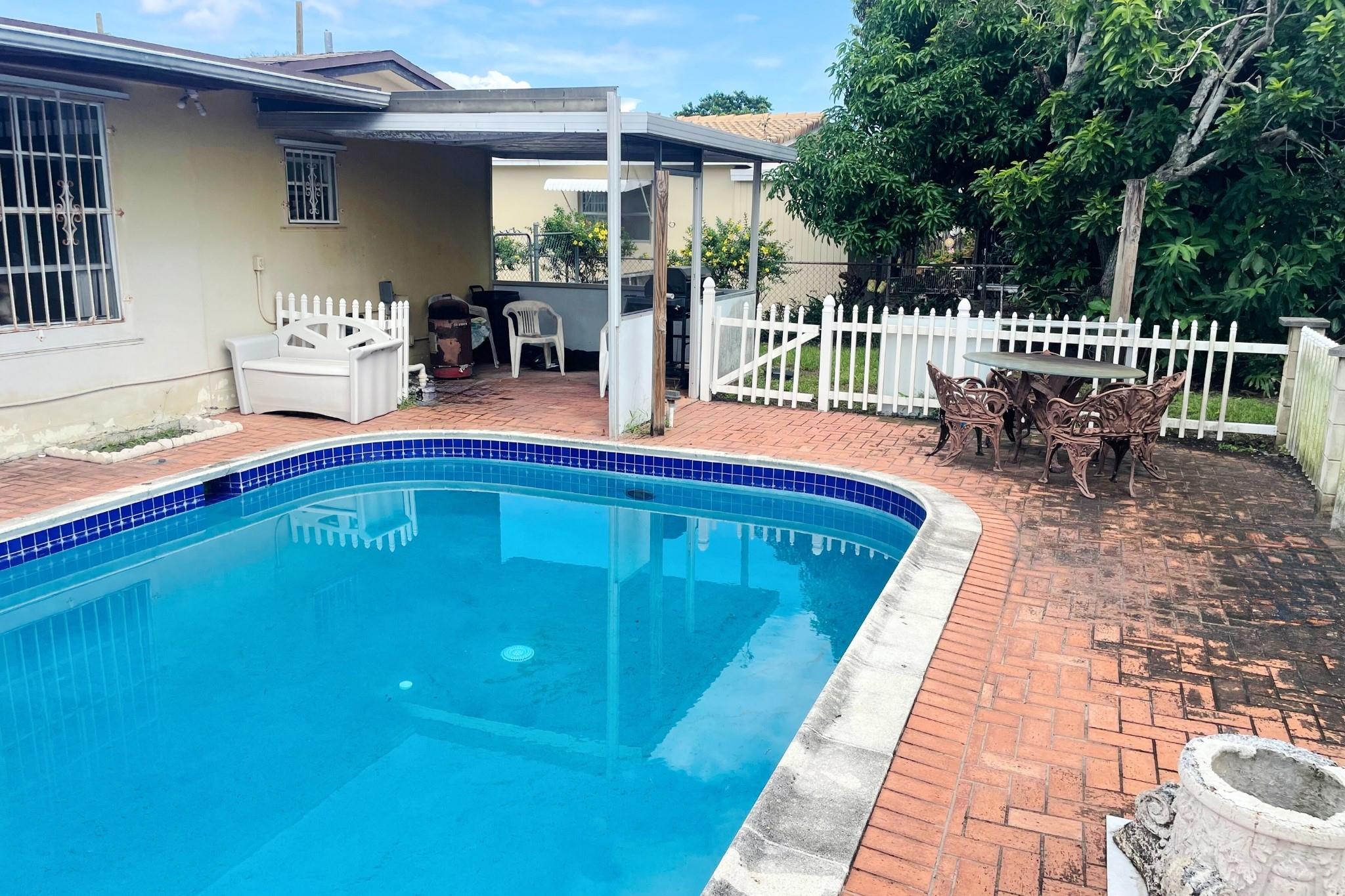 ORIOLE-MARGATE SEC 3 - Residential