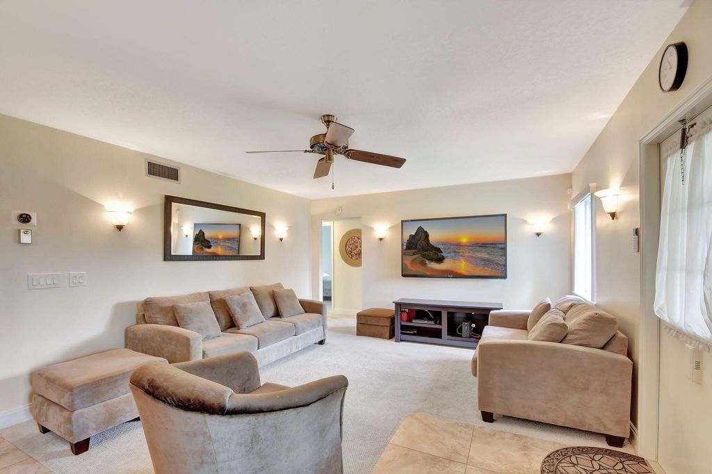 Photo of 302 Pine Ridge Circle #B-2, Greenacres, FL 33463 (MLS # R10984472)