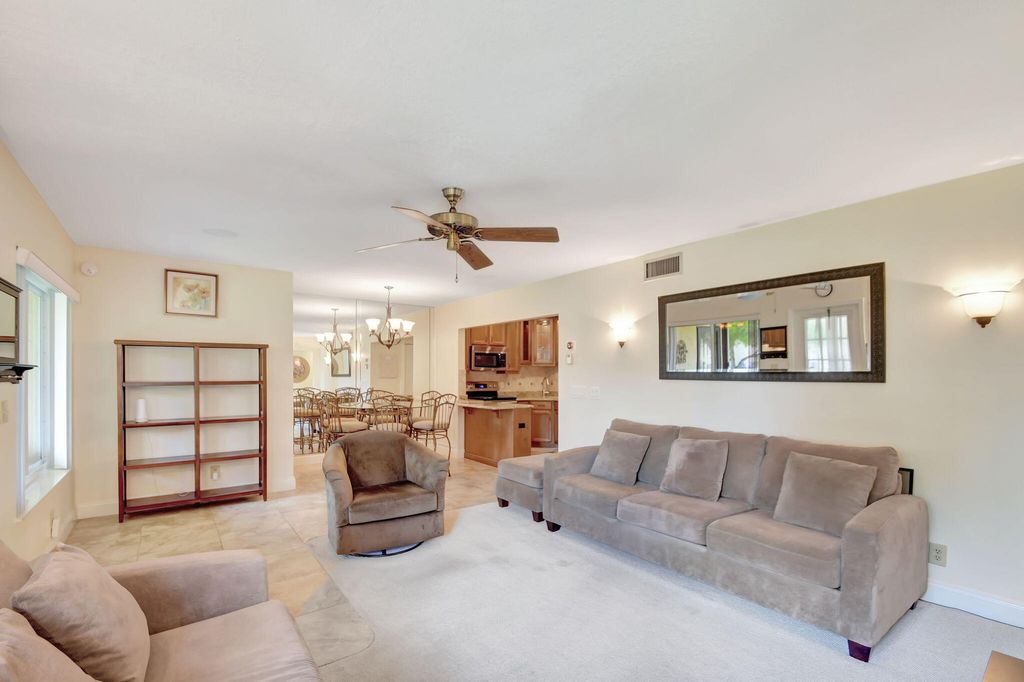 Photo of 302 Pine Ridge Circle #B-2, Greenacres, FL 33463 (MLS # R10984472)