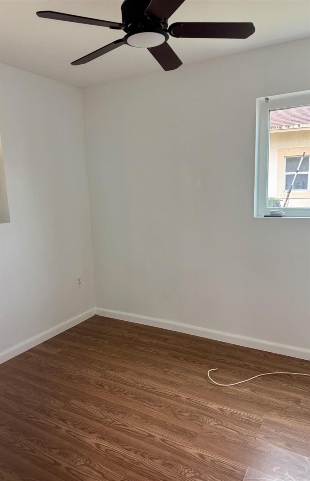 SEMINOLE MANOR 2 - Residential Lease