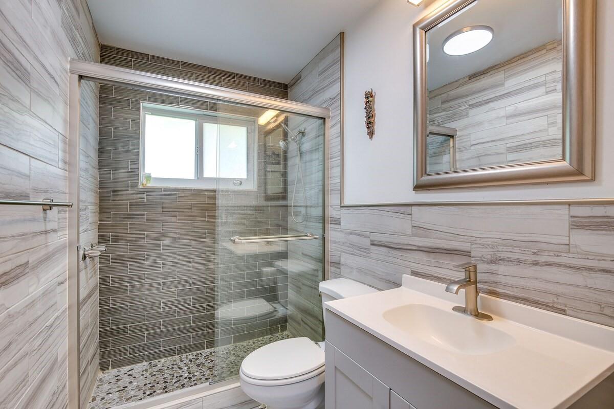 3530 NE 13th Ave
