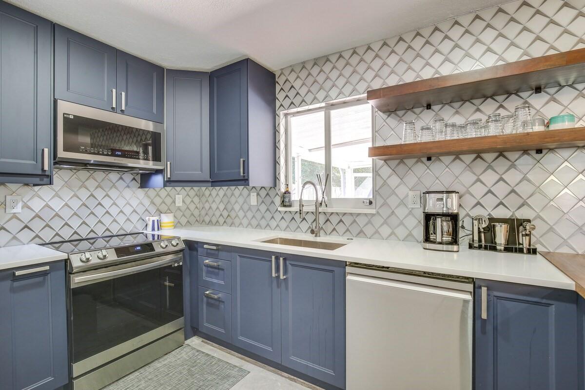 3530 NE 13th Ave