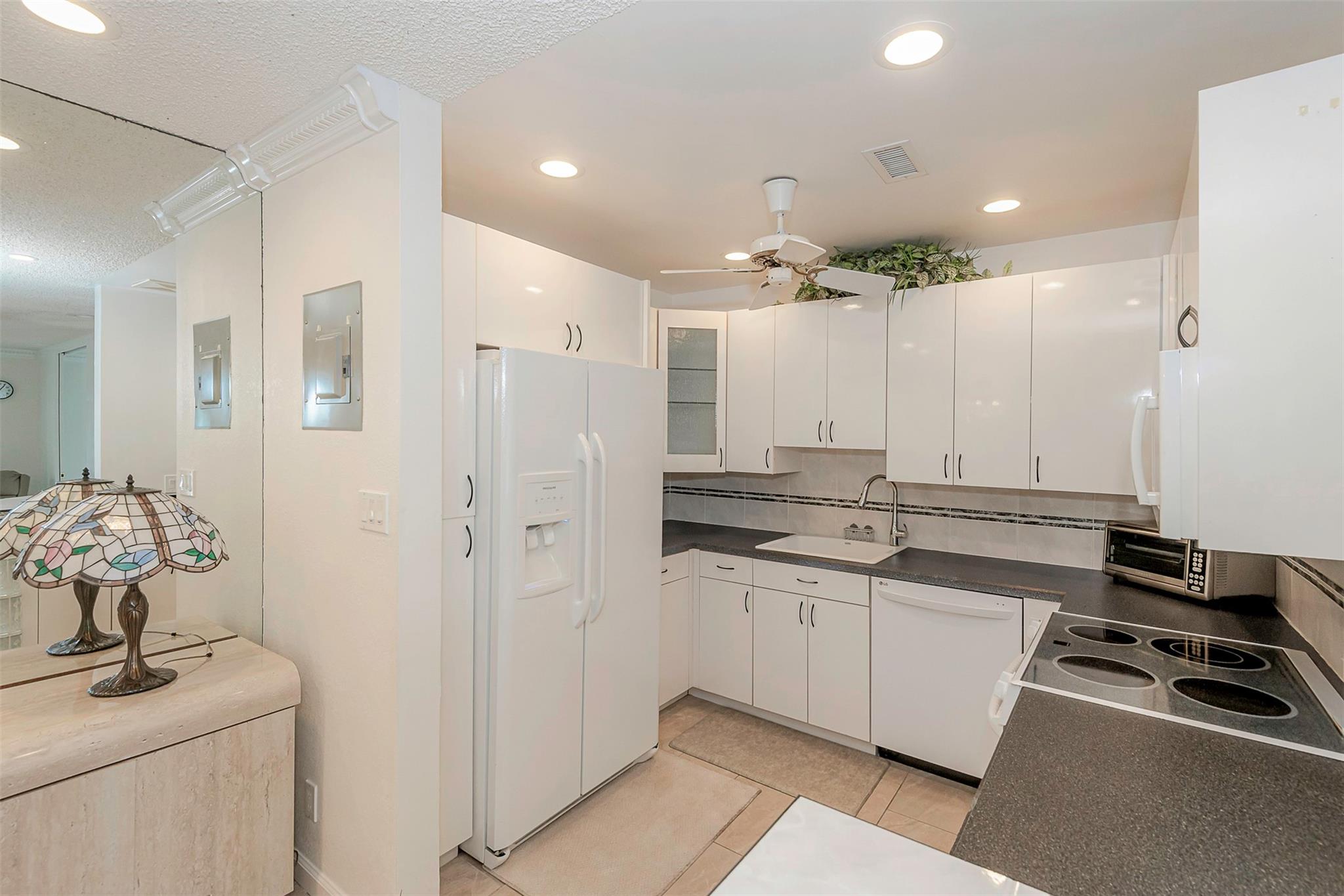 Bay Colony Club Condo - Residential