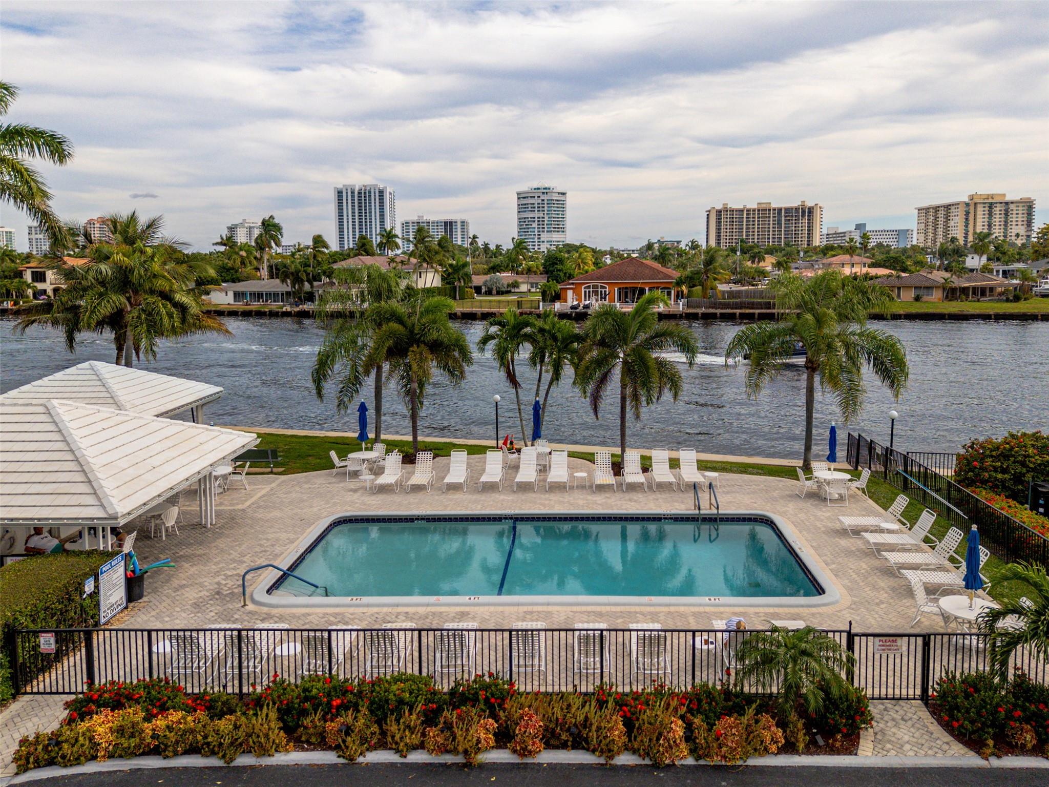 Bay Colony Club Condo - Residential