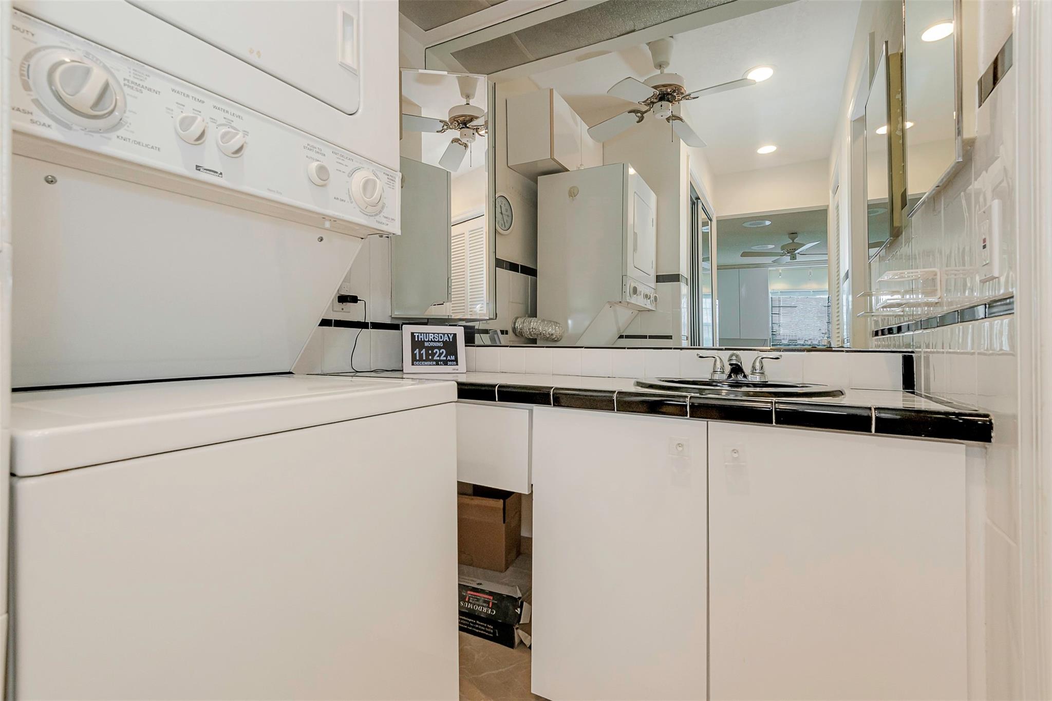 Bay Colony Club Condo - Residential