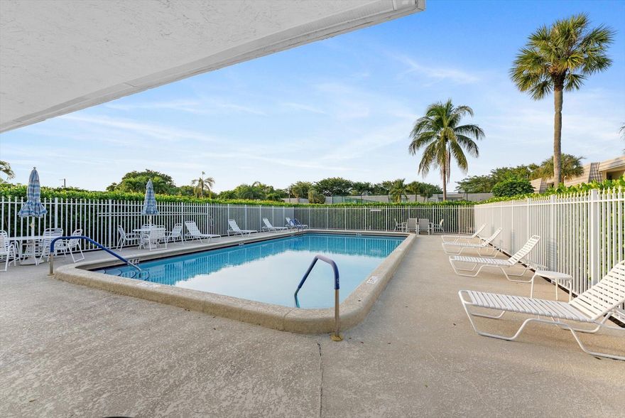 Excellent location in Delray Beach, Florida. Only minutes from the beach and downtown Delray. This fully remodeled, large first floor, 2beds 2 baths features beautiful floors, kitchen and bathrooms. It is located just west of I-95 among the golf courses in Delray, close to shops, restaurants and supermarkets, also places of worship are at walking distance. Community has manicured gardens, swimming pool and tennis court.