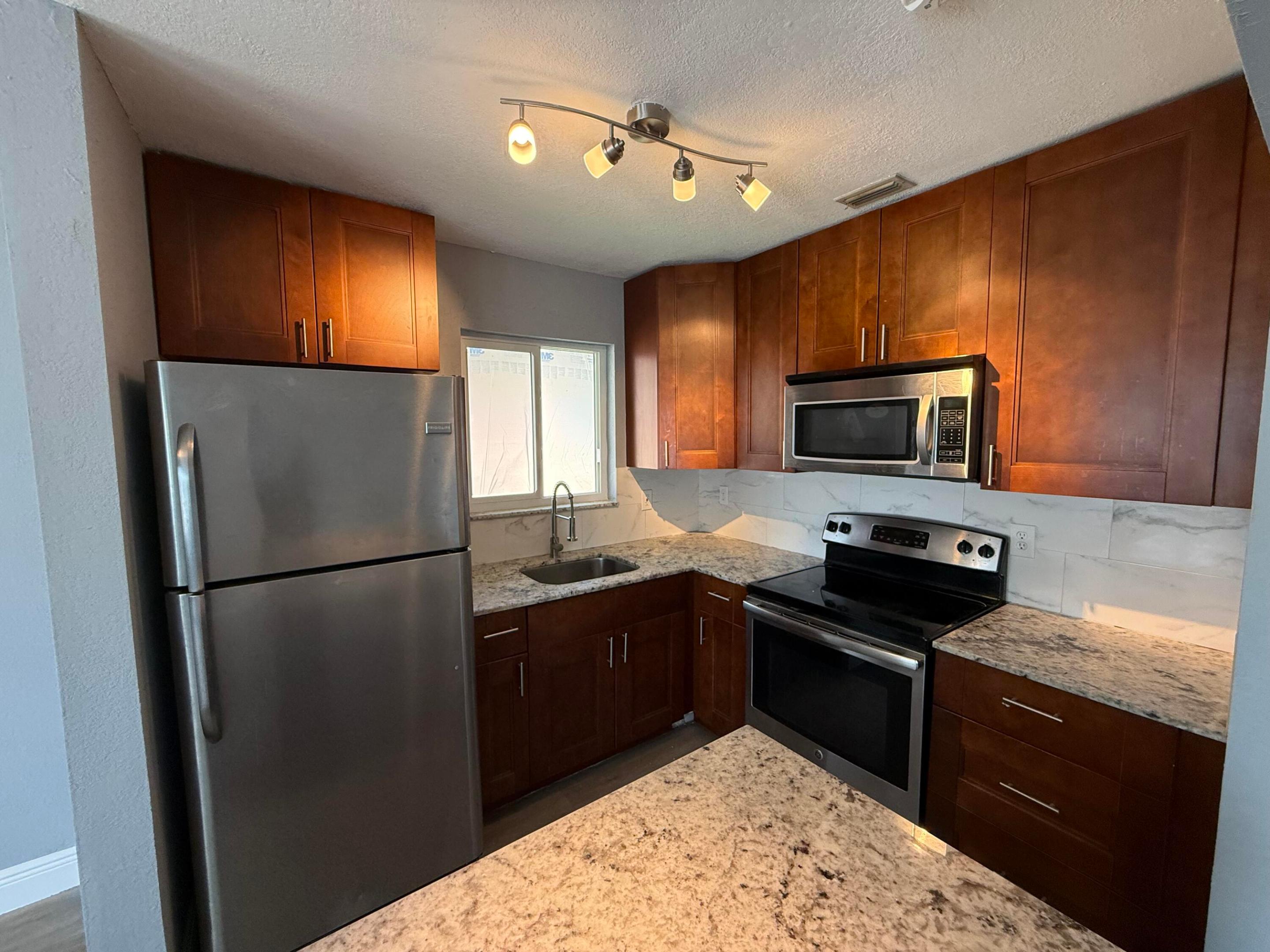 CARVER RANCHES THIRD ADD - Residential