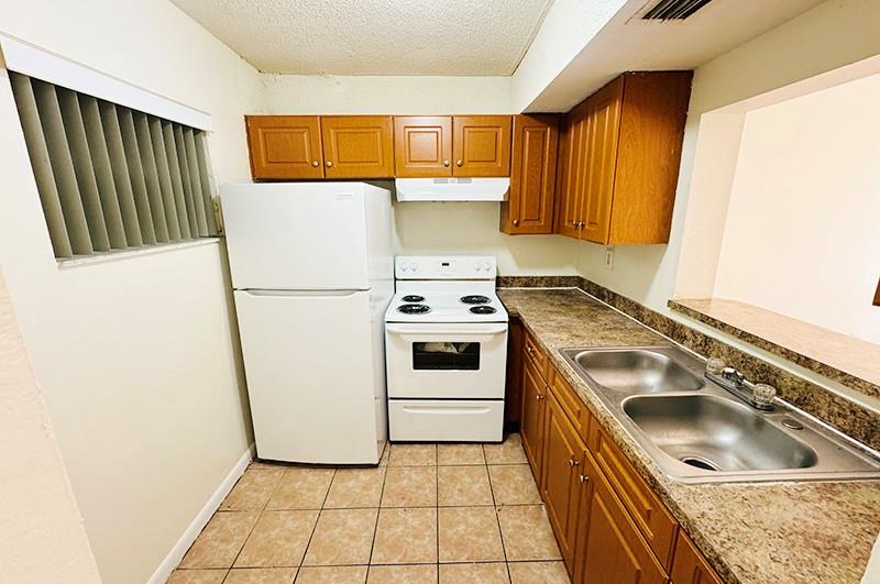 3610 NW 21st St 312