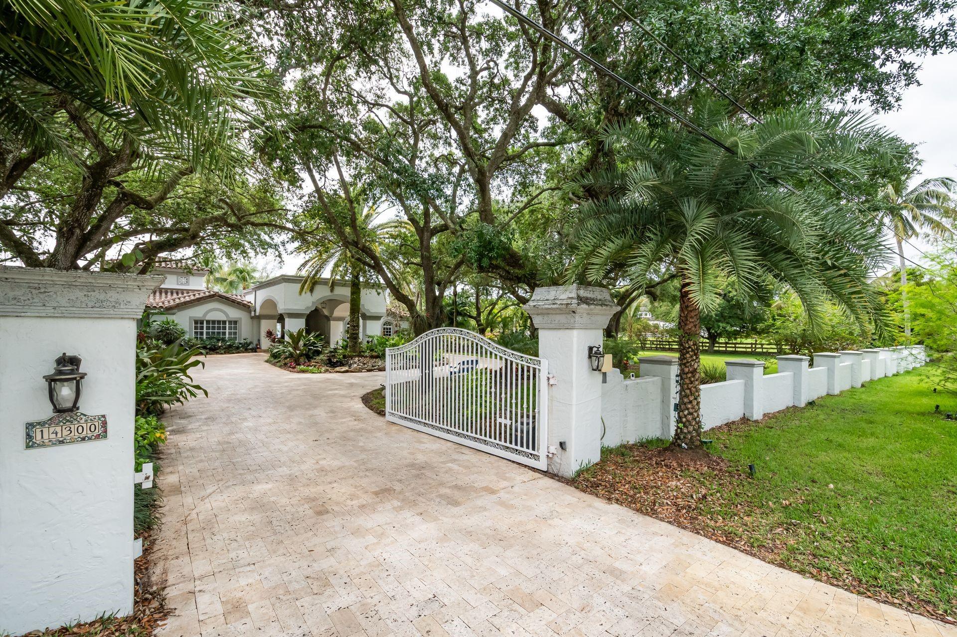 Fla Fruit Lands Co Sub 1 - Residential