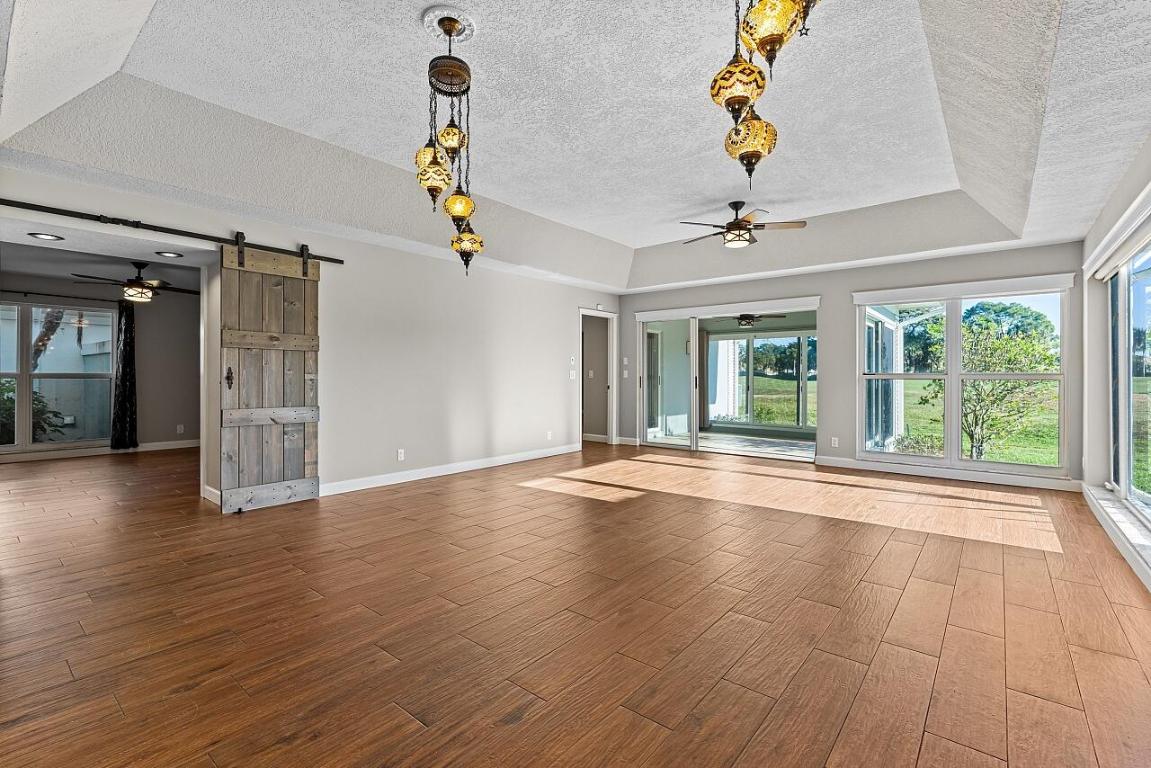 Monarch Country Club - Residential