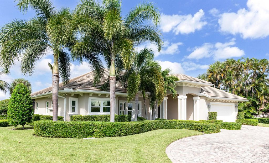 Photo of 3492 SE Clubhouse Place, Stuart, FL 34997 (MLS # R10929264)