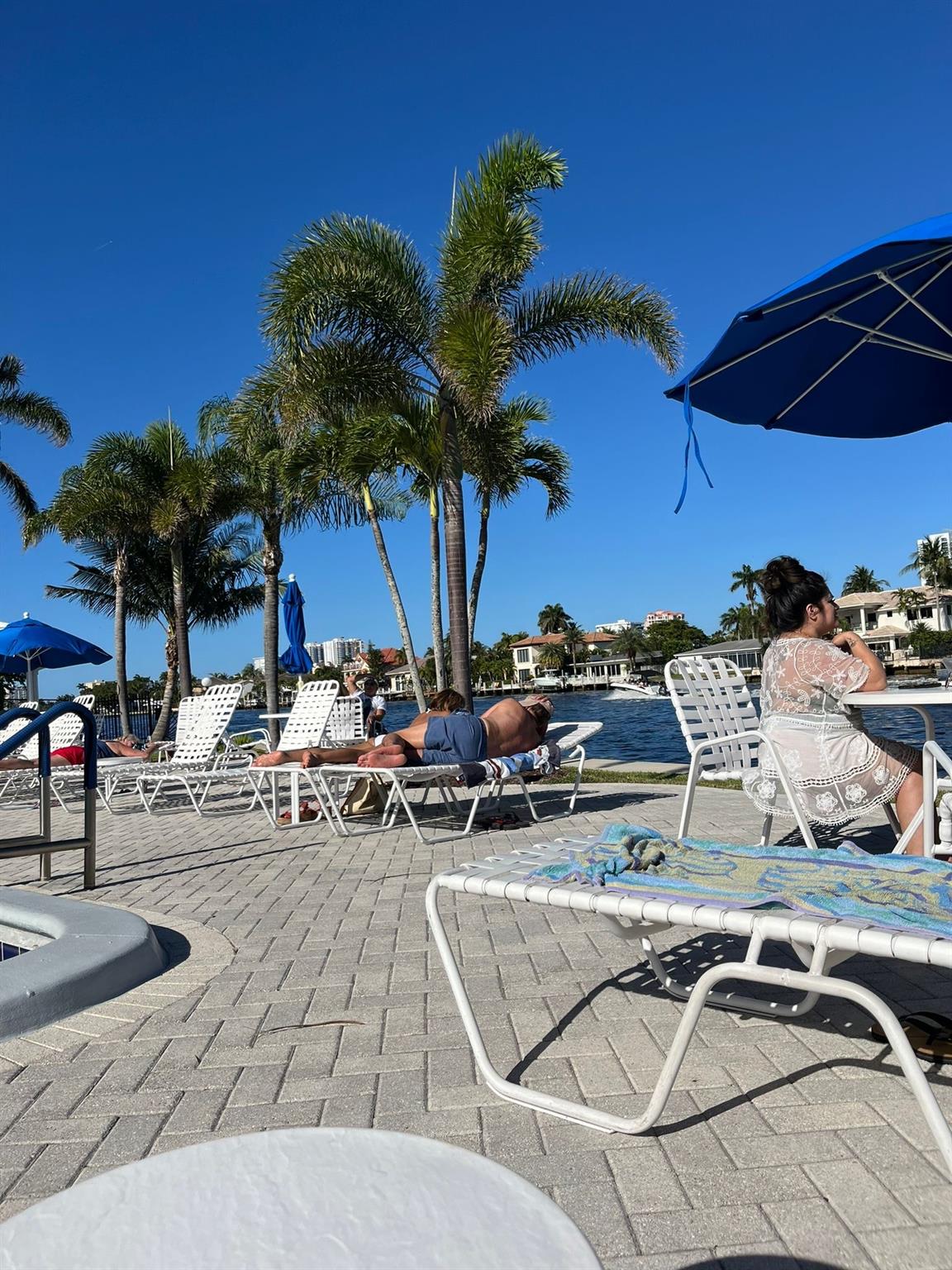 BAY COLONY CLUB CONDO - Residential Lease