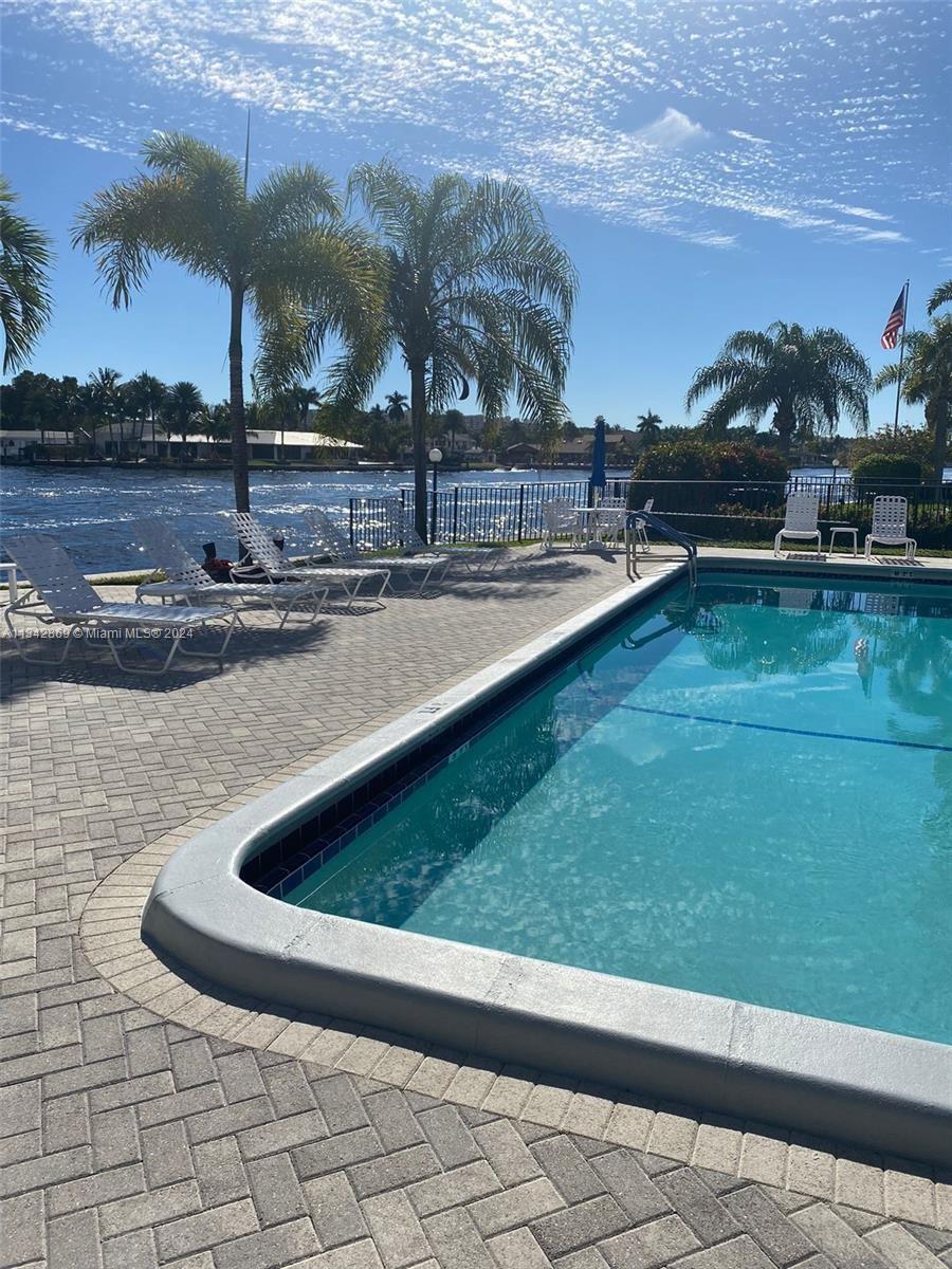 BAY COLONY CLUB CONDO - Residential Lease