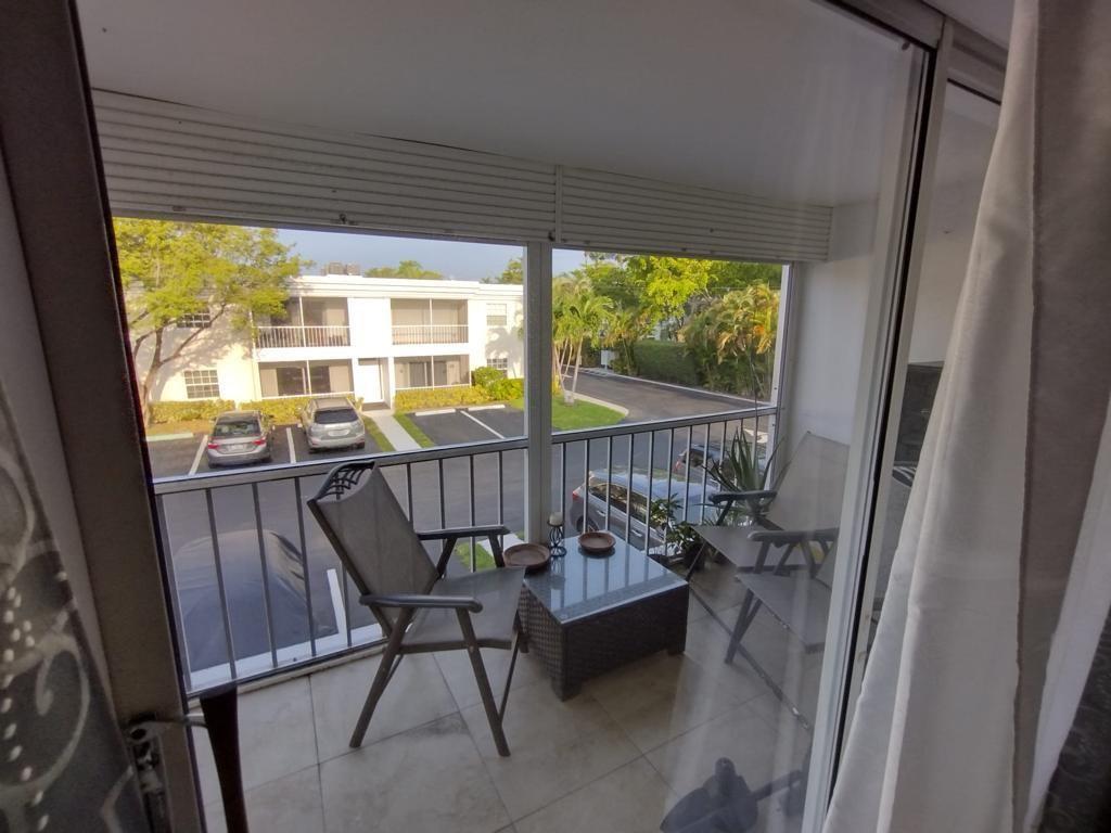 BAY COLONY CLUB CONDO - Residential Lease