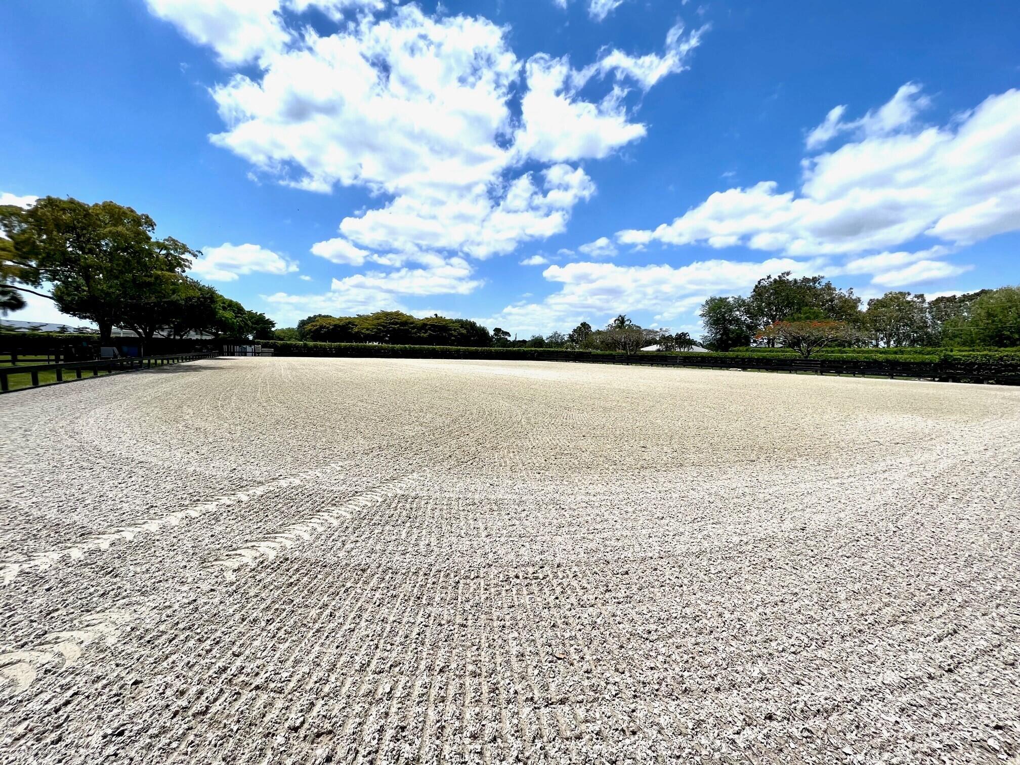 SADDLE TRAIL PARK OF WELLINGTON - Residential