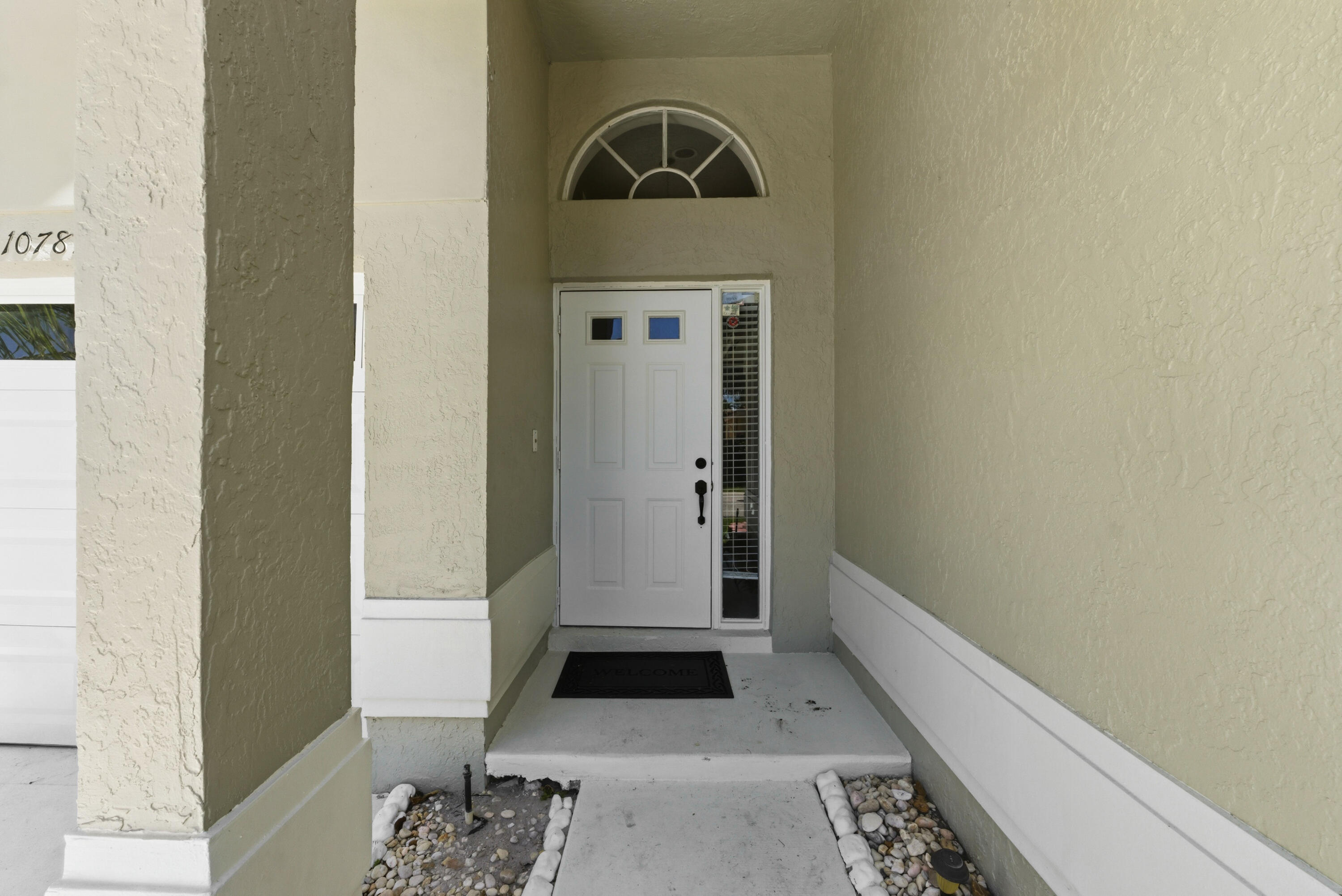 10781 Cypress Lake Terrace
