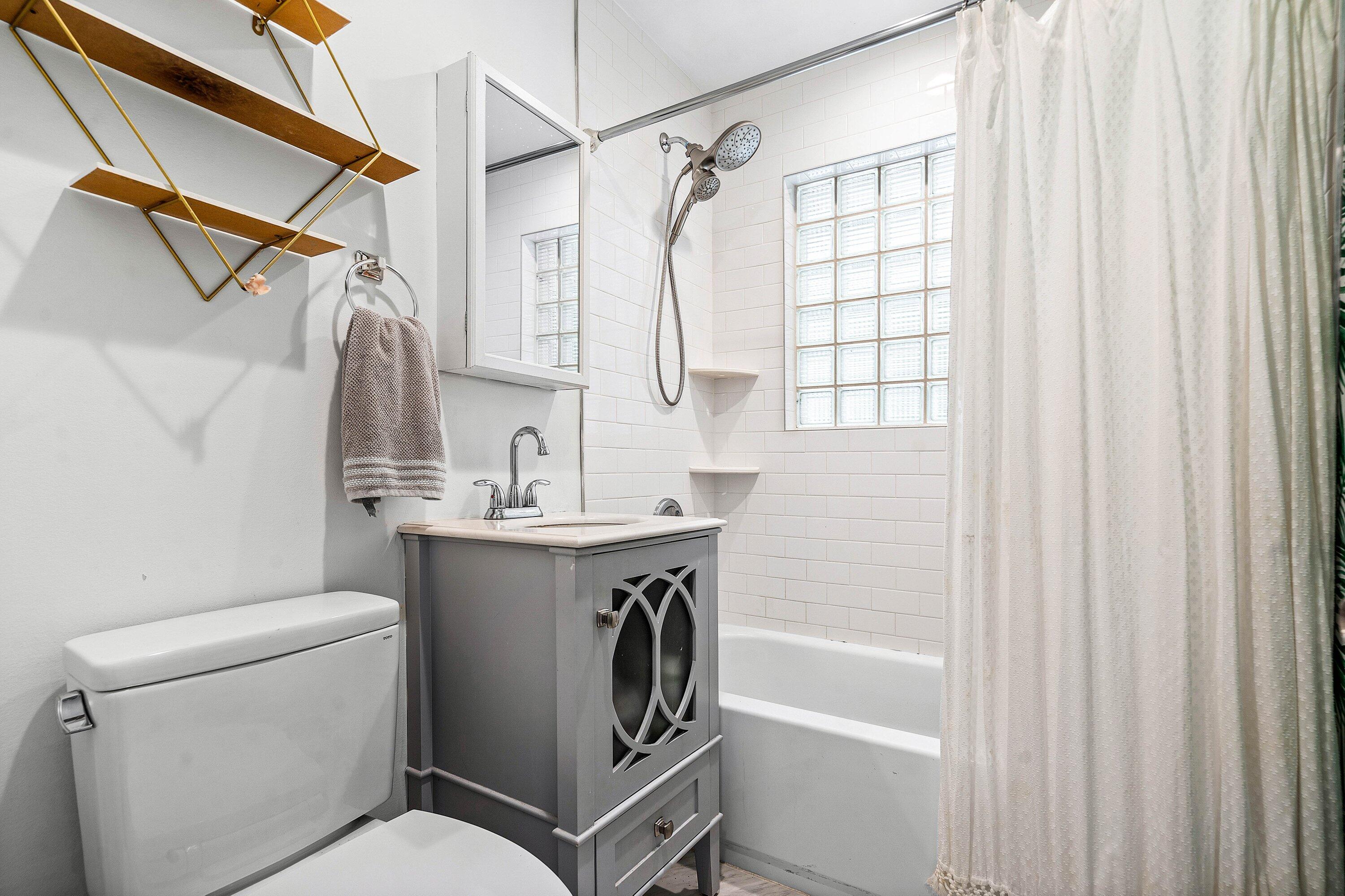 SEACREST HILLS - Residential