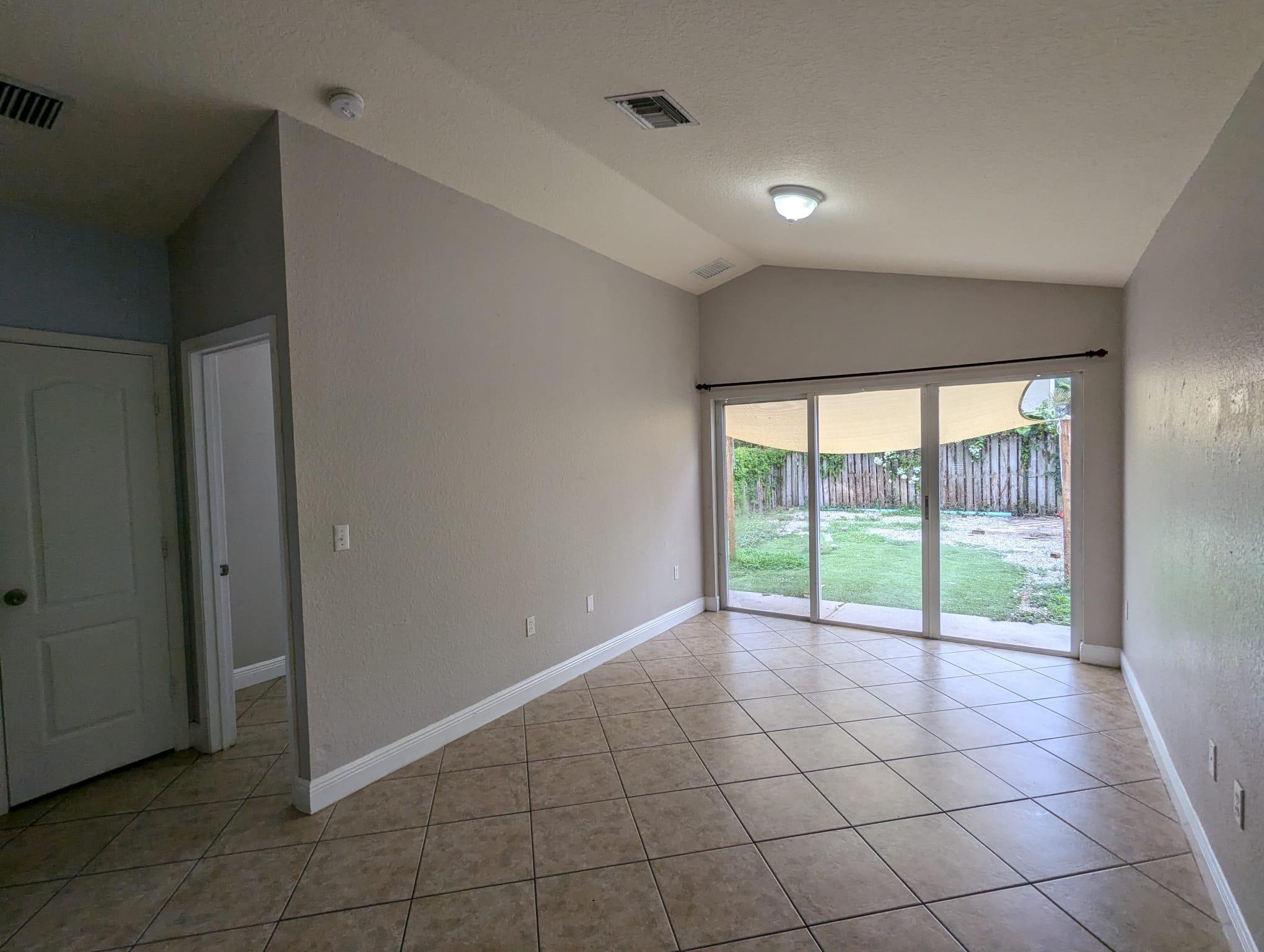 KENWOOD - Residential Lease