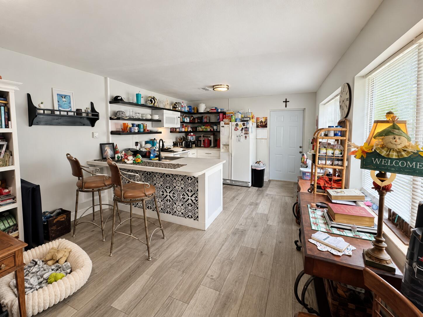 2205 NE 4th Court