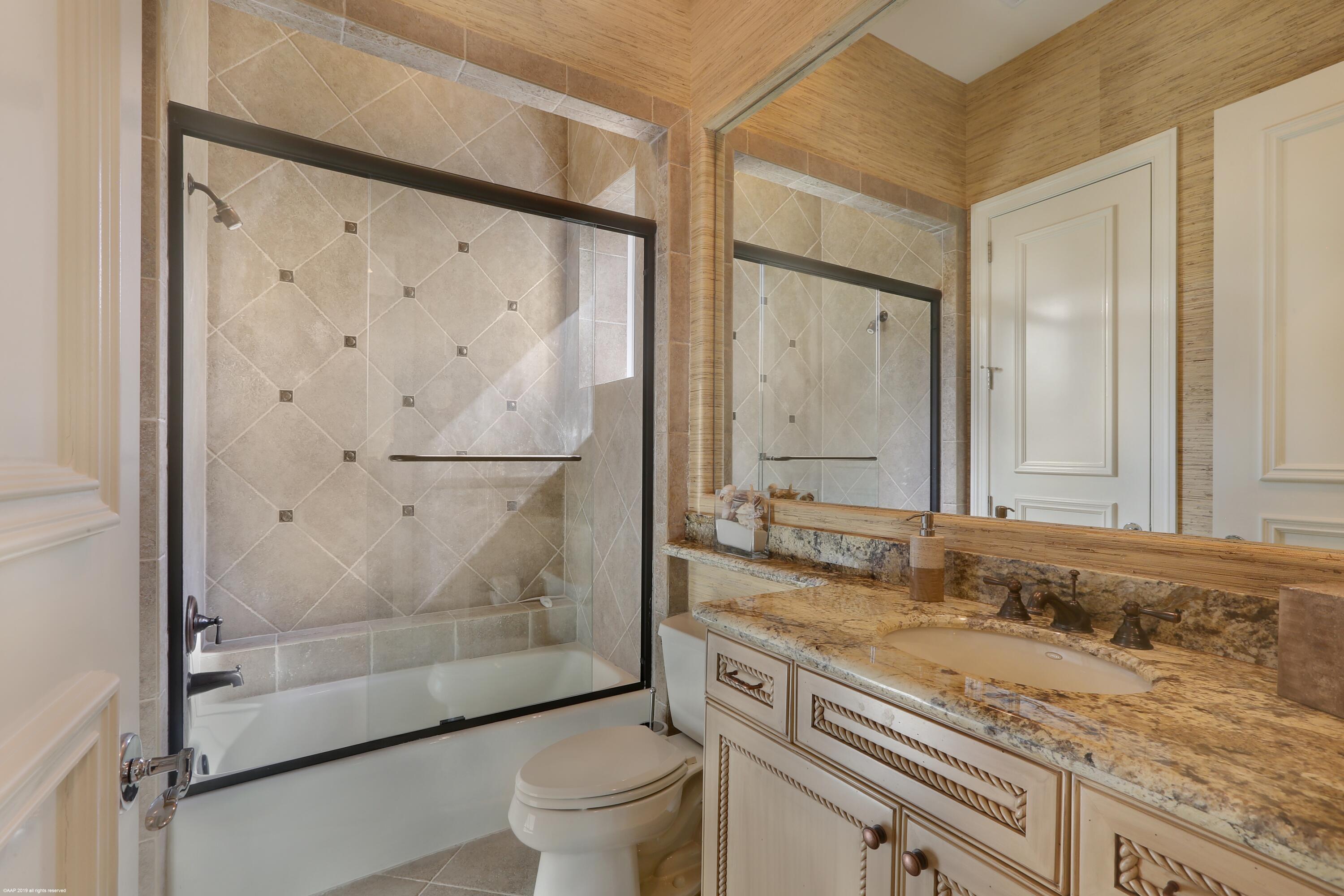 OLD PALM - Residential