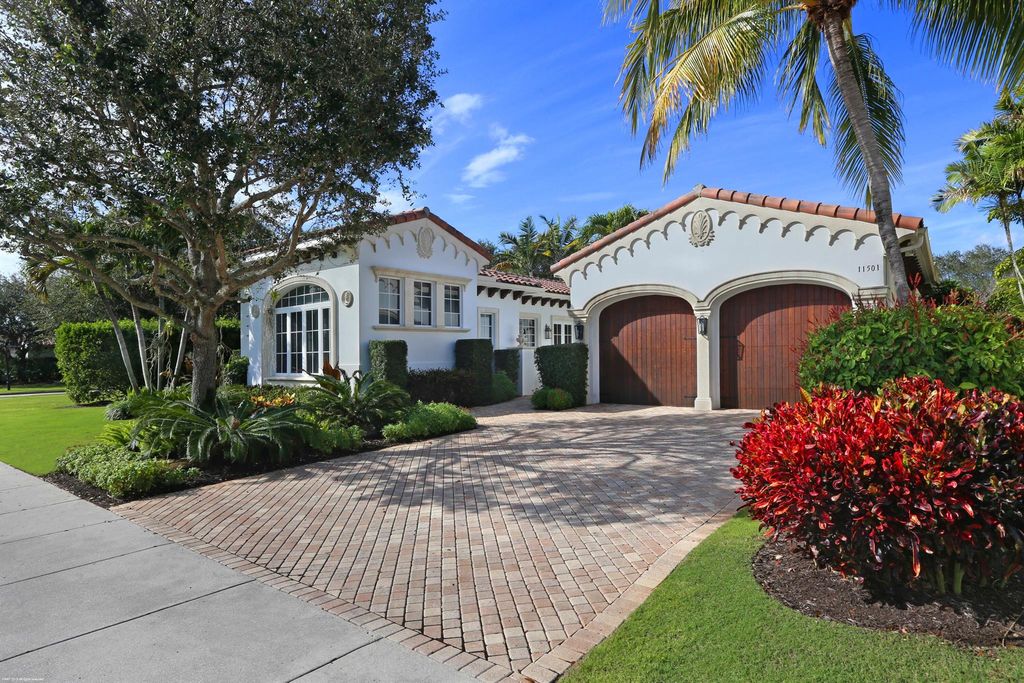Photo of 11501 Green Bayberry Drive, Palm Beach Gardens, FL 33418 (MLS # R10944264)