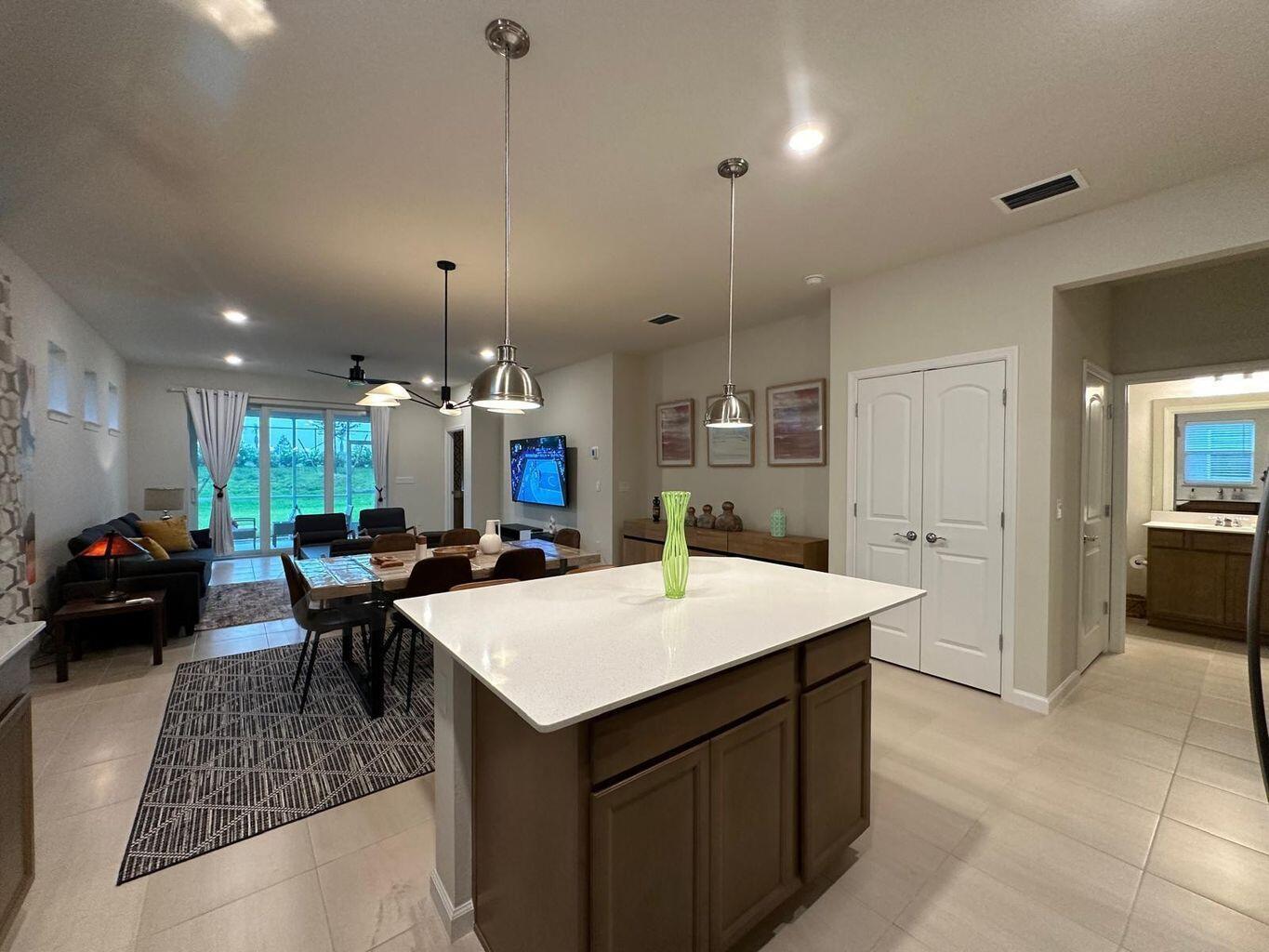 DEL WEBB AT TRADITION PLA - Residential Lease