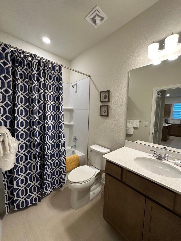 DEL WEBB AT TRADITION PLA - Residential Lease