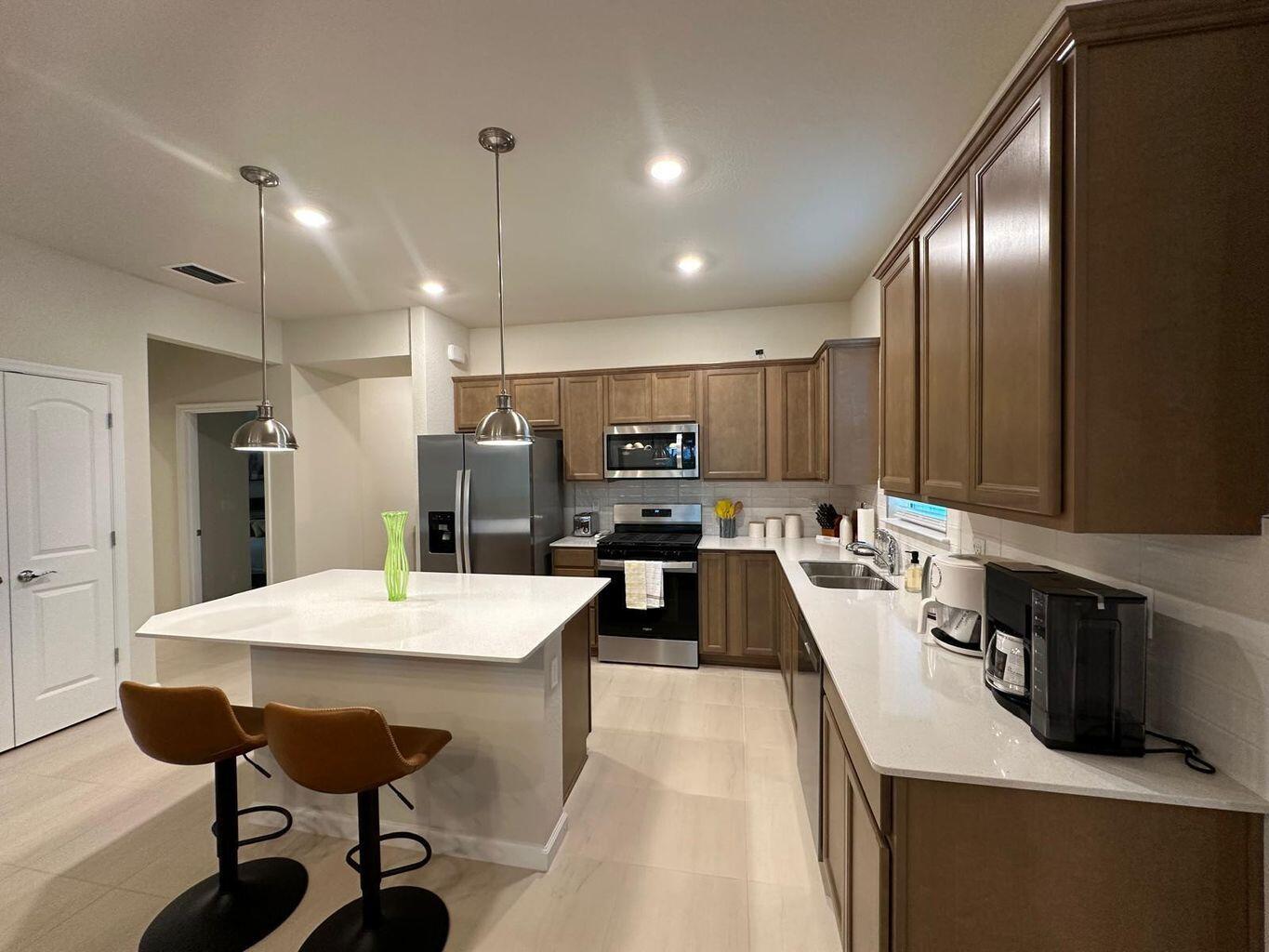 DEL WEBB AT TRADITION PLA - Residential Lease