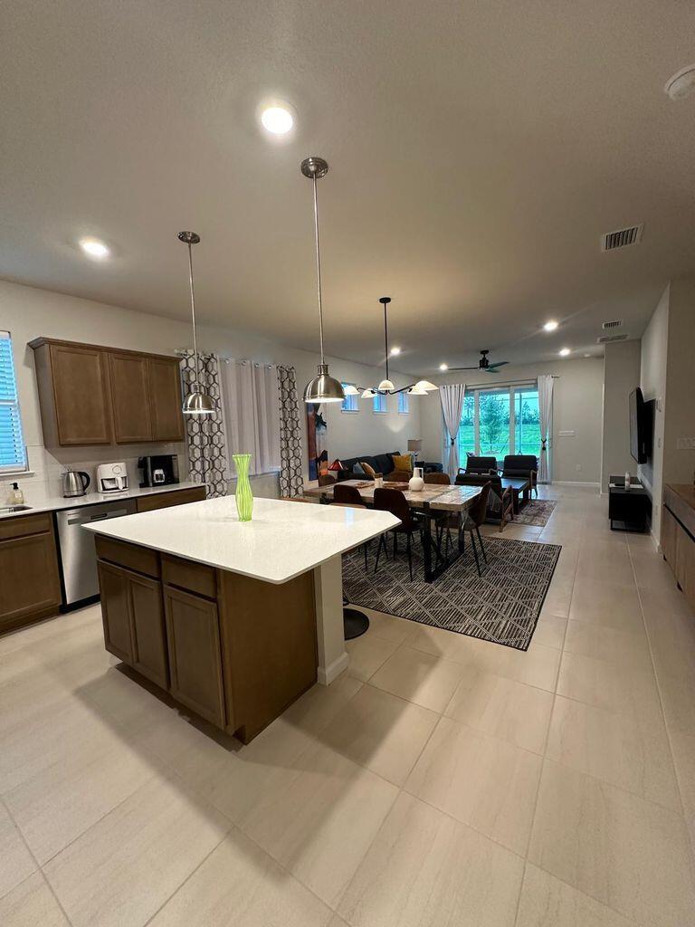 DEL WEBB AT TRADITION PLA - Residential Lease