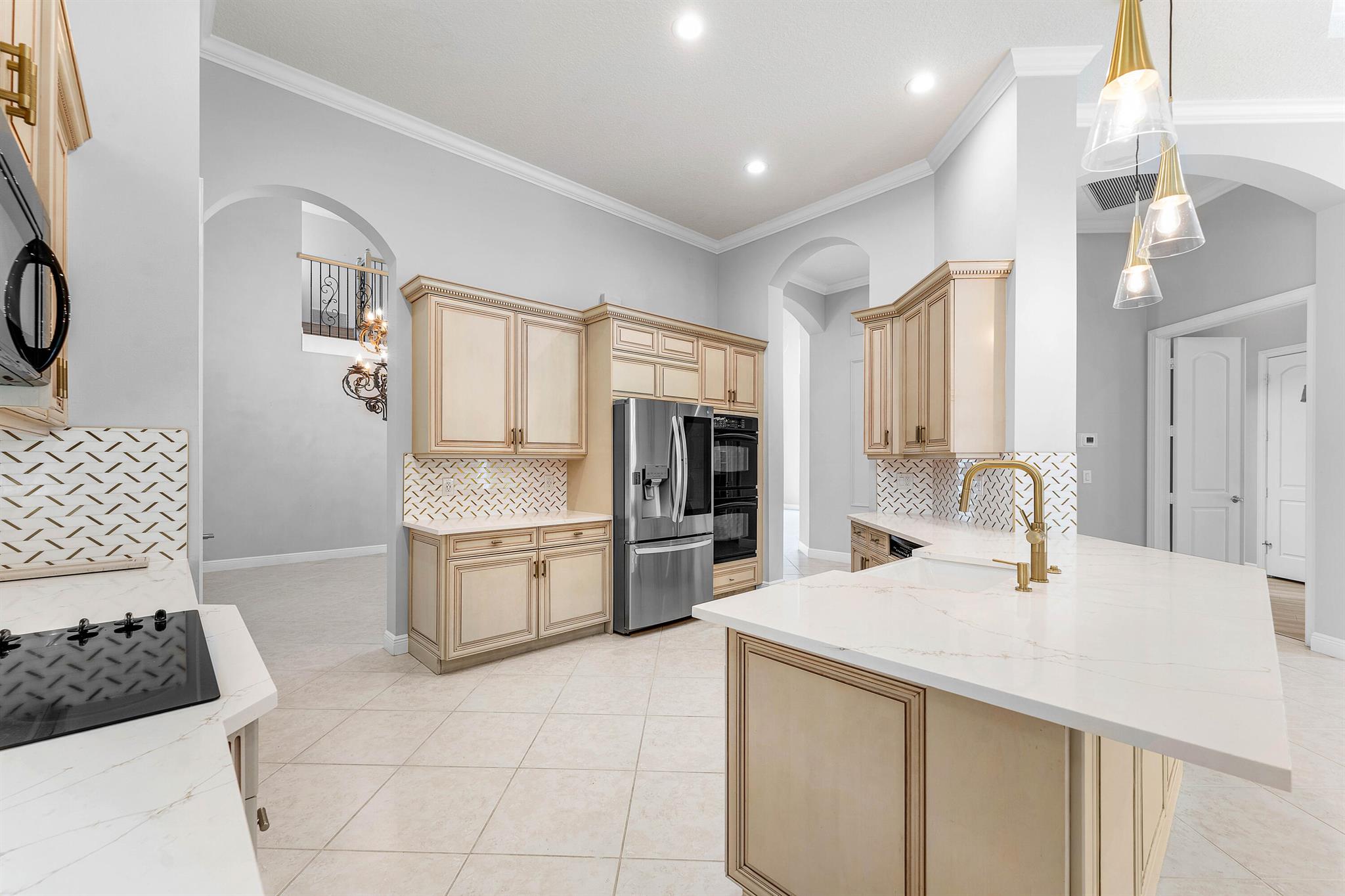 Mizner Country Club - Residential