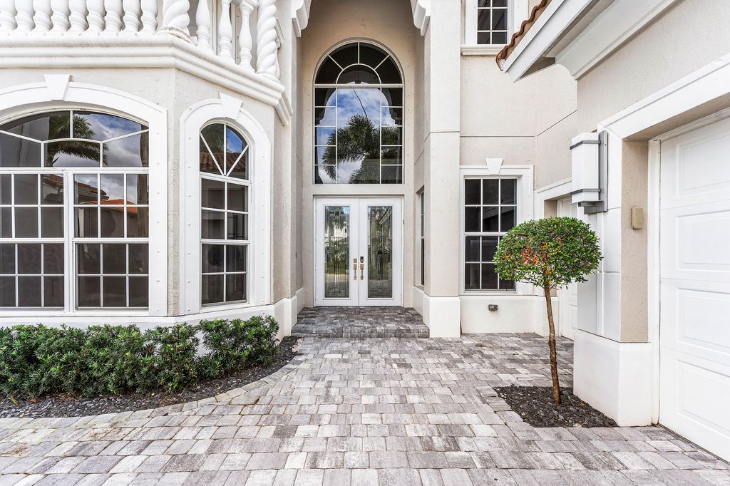 Photo of 8168 Valhalla Drive, Delray Beach, FL 33446 (MLS # R11144593)