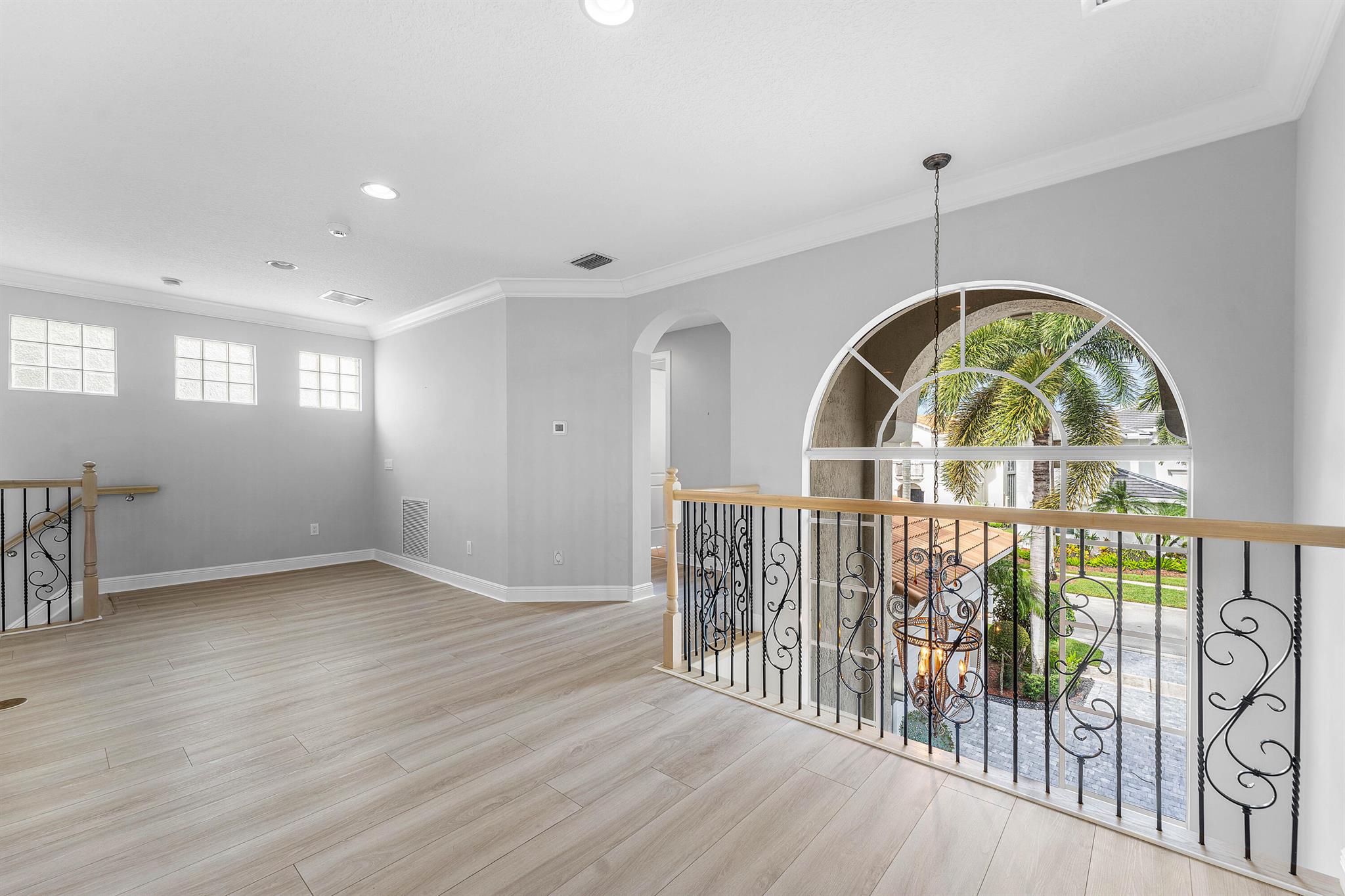 Mizner Country Club - Residential