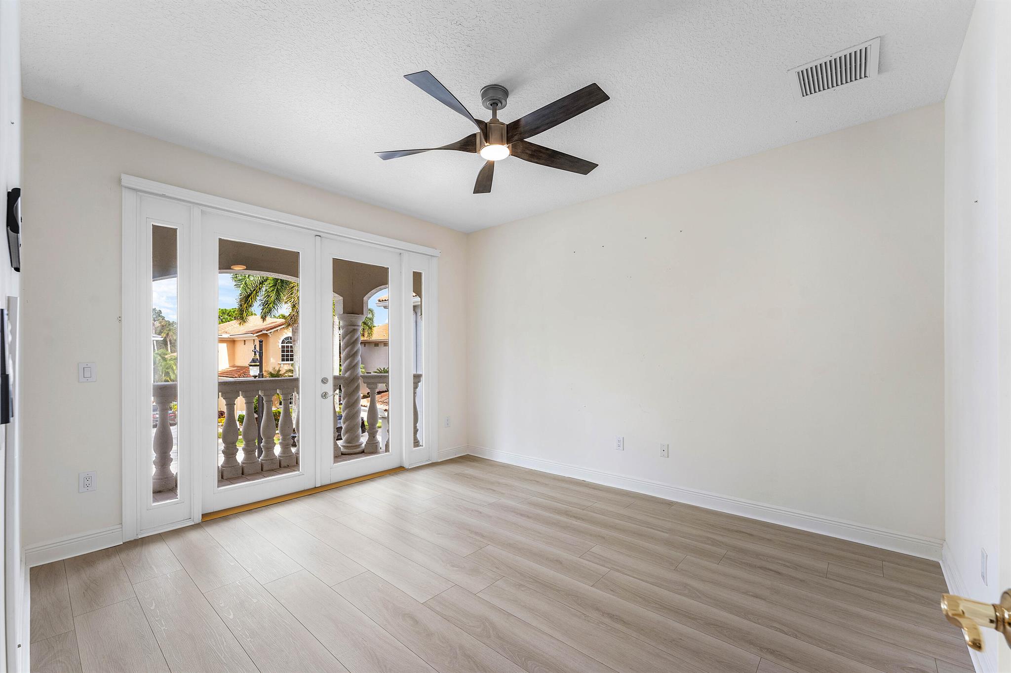 Mizner Country Club - Residential