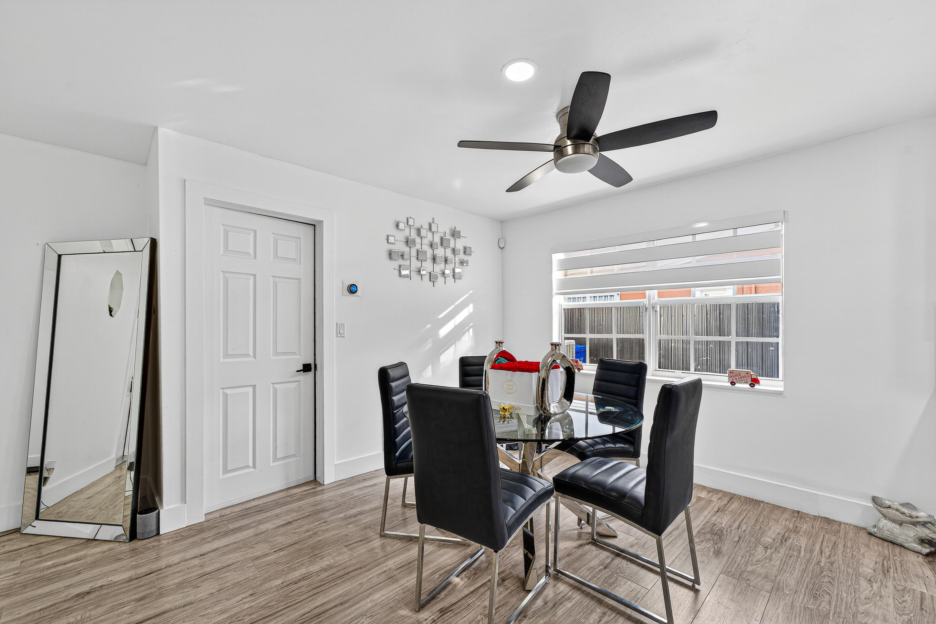 KIMBERLY VILLAGE SECTION THREE - Residential