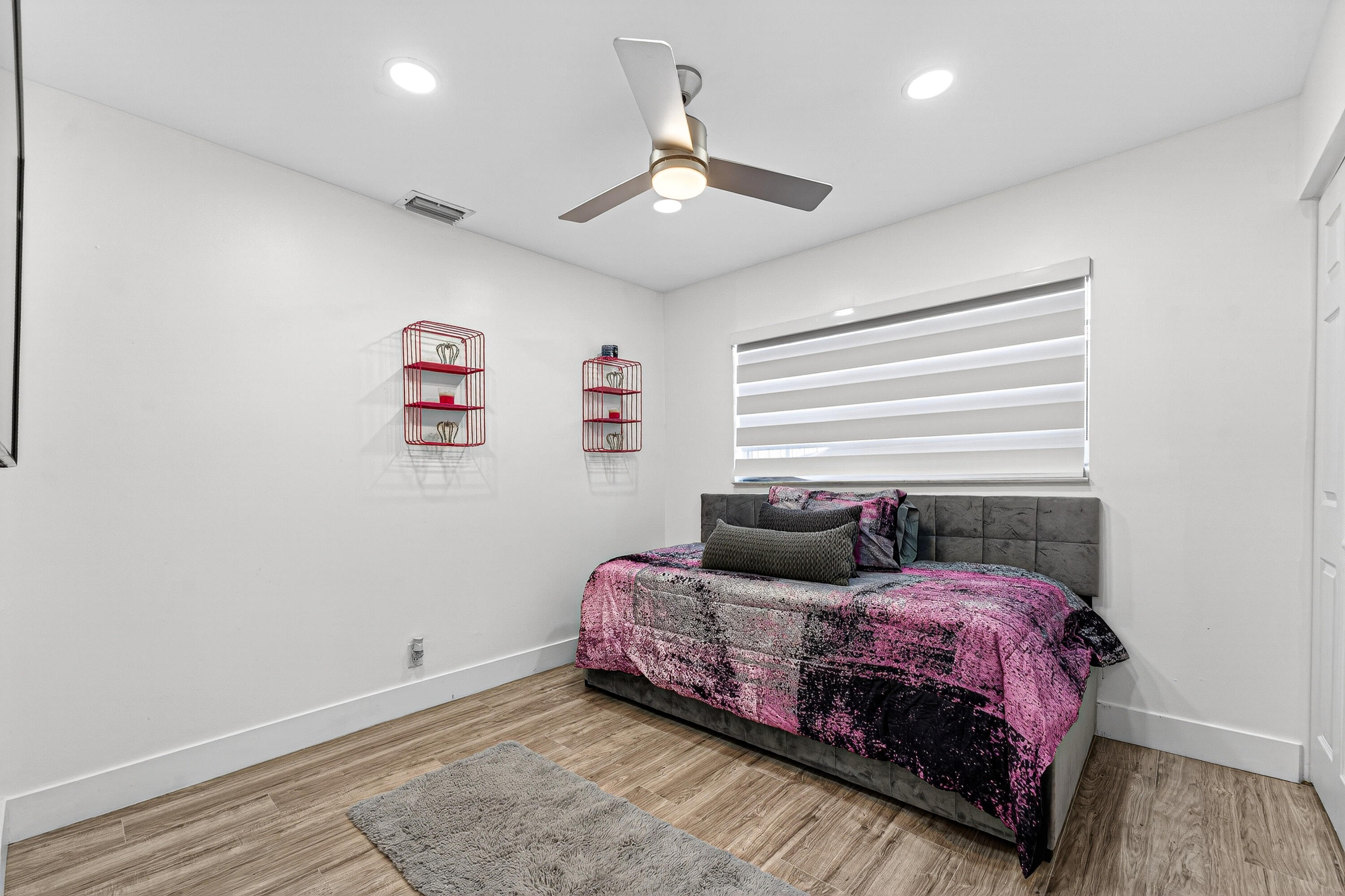 KIMBERLY VILLAGE SECTION THREE - Residential