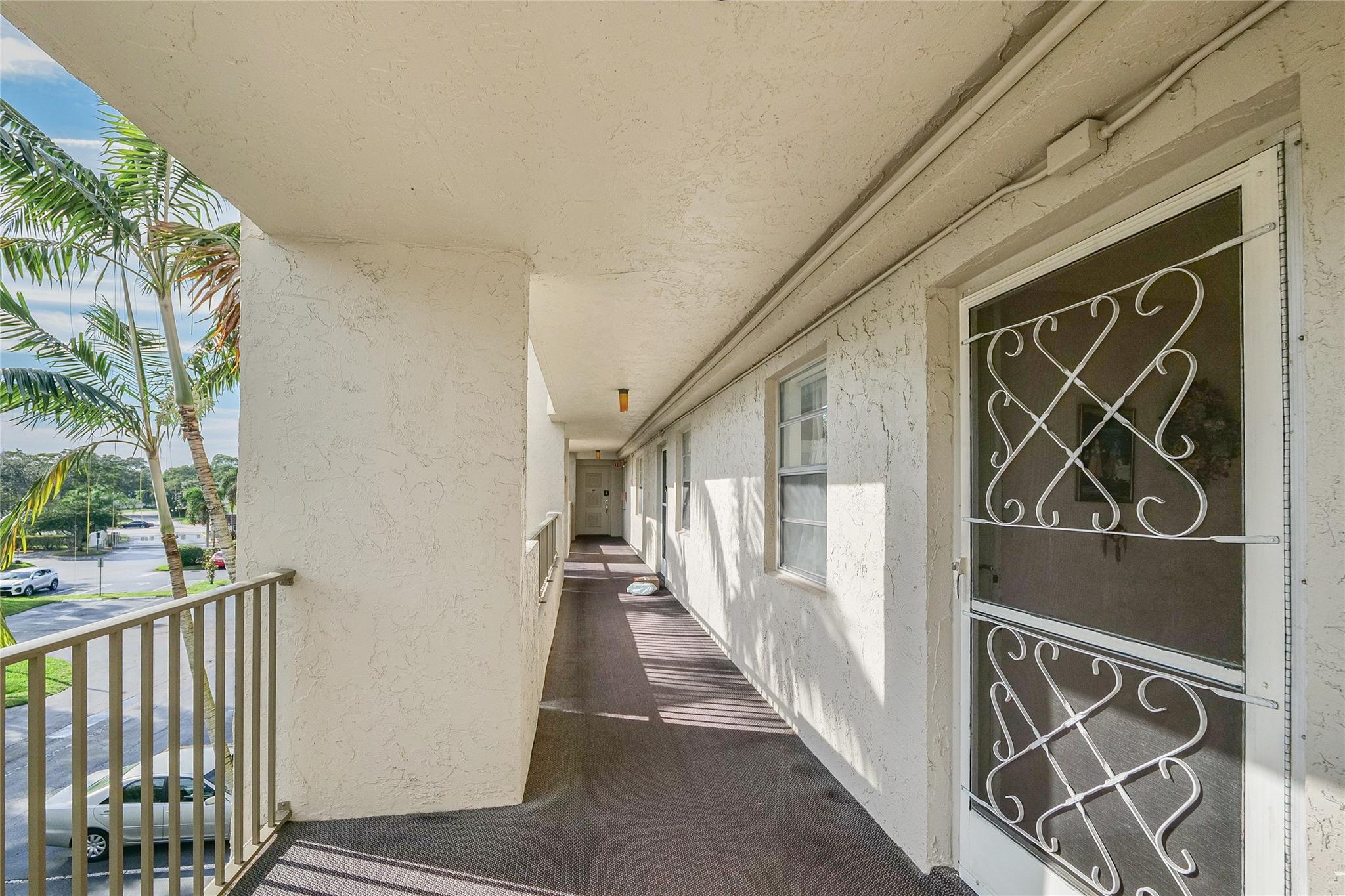 18TH HOLE AT INVERRARY - Residential