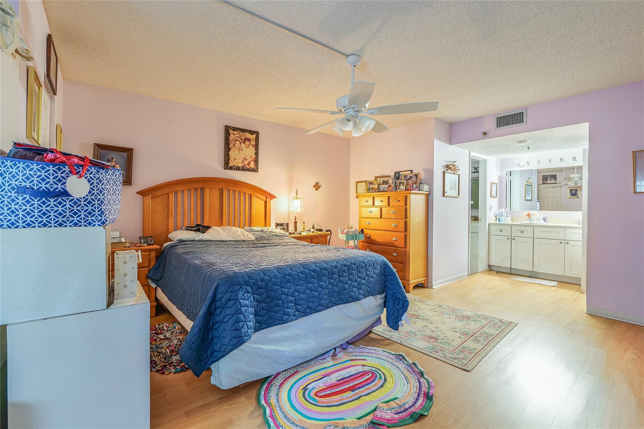 18TH HOLE AT INVERRARY - Residential