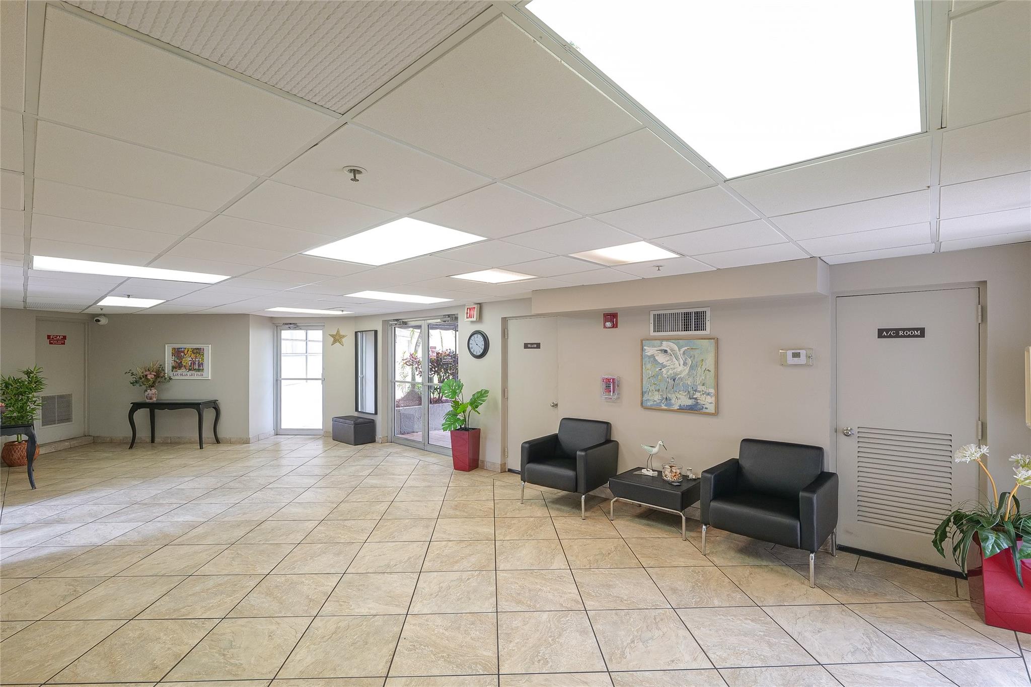 18TH HOLE AT INVERRARY - Residential