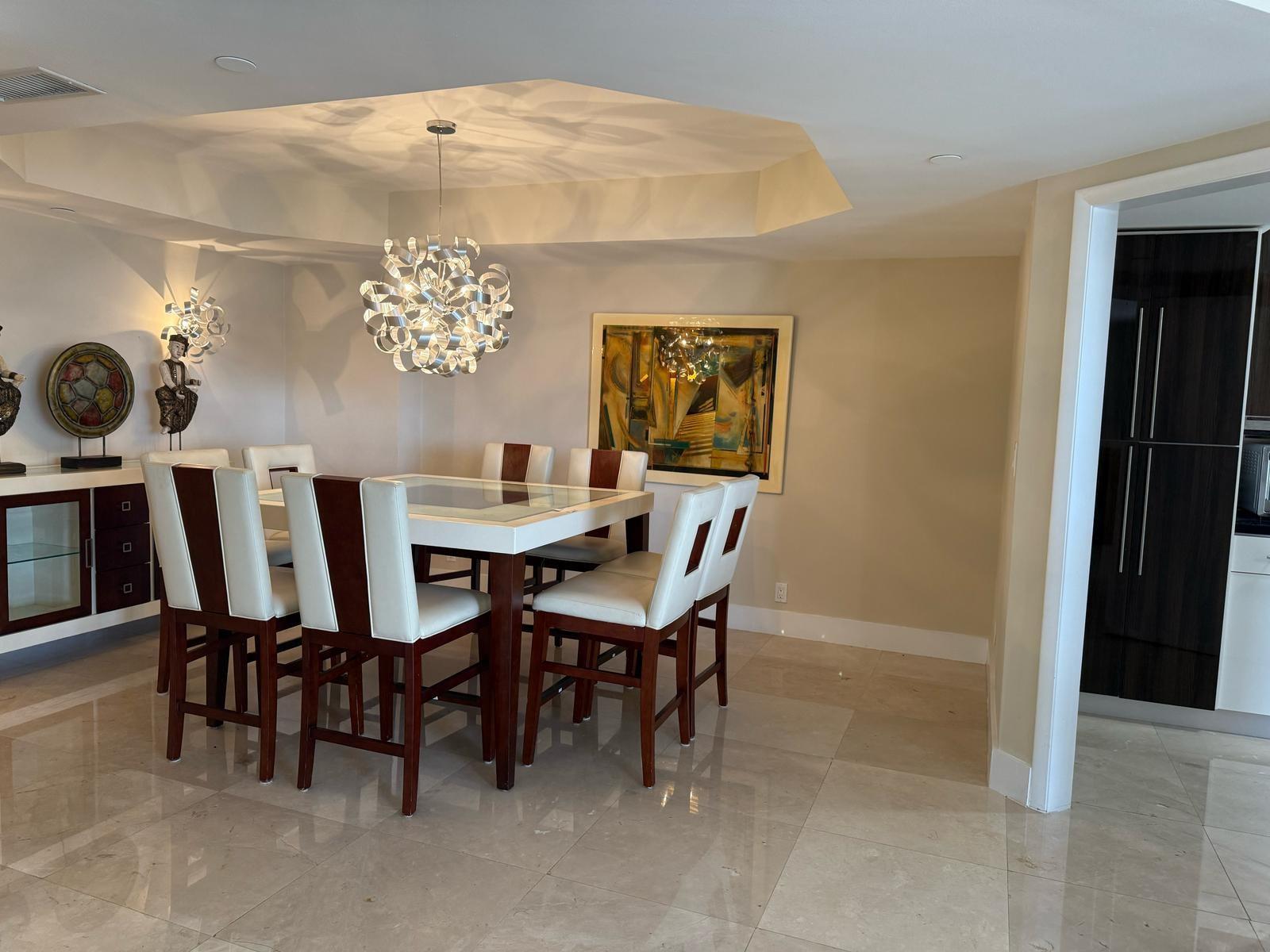 20185 E Country Club Dr 1202