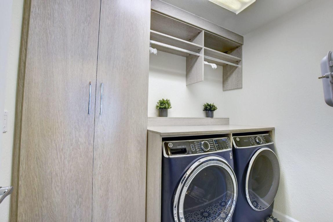 Oakmont Estates - Residential