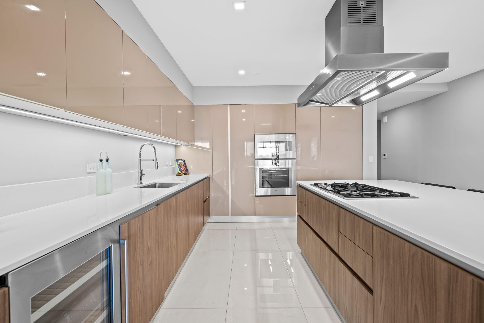 ADAGIO FORT LAUDERDALE BEACH - Residential