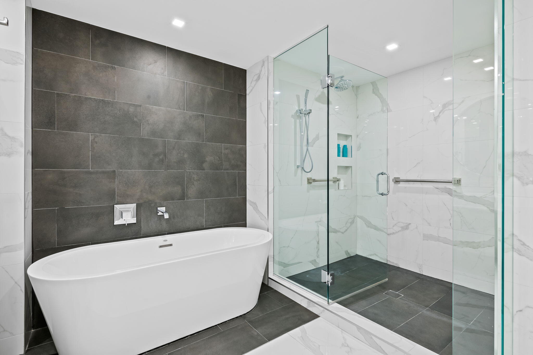 ADAGIO FORT LAUDERDALE BEACH - Residential