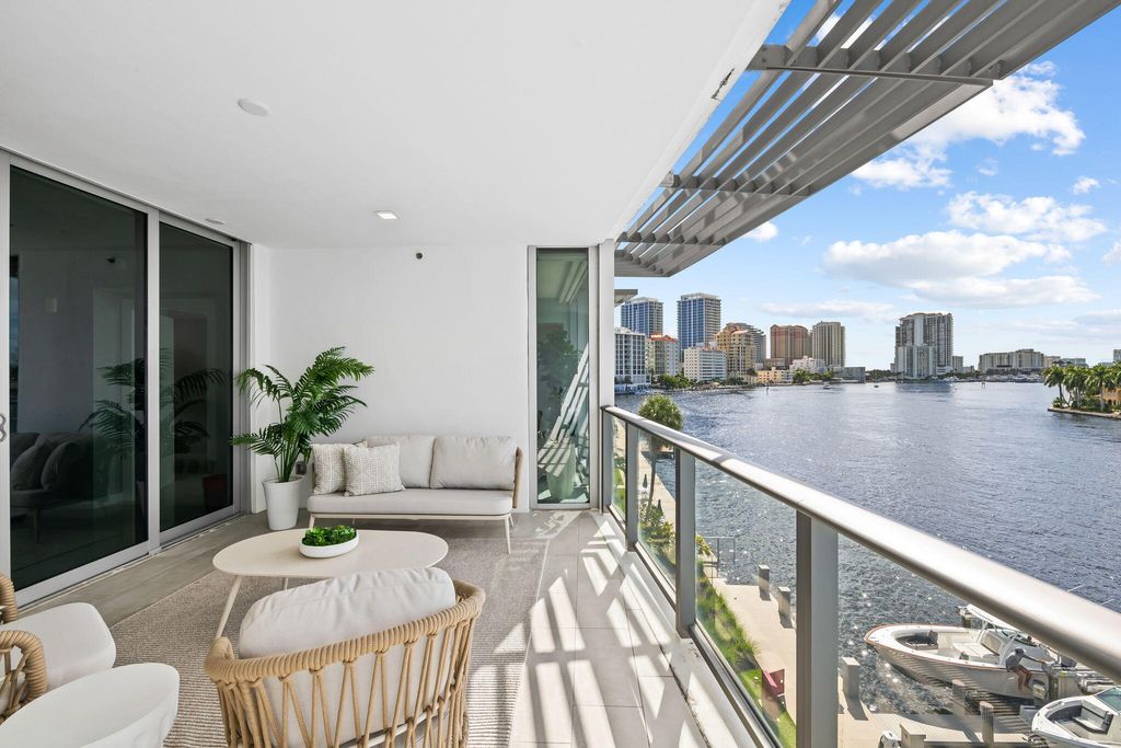 Photo of 435 Bayshore Drive #302, Fort Lauderdale, FL 33304 (MLS # B26025583)