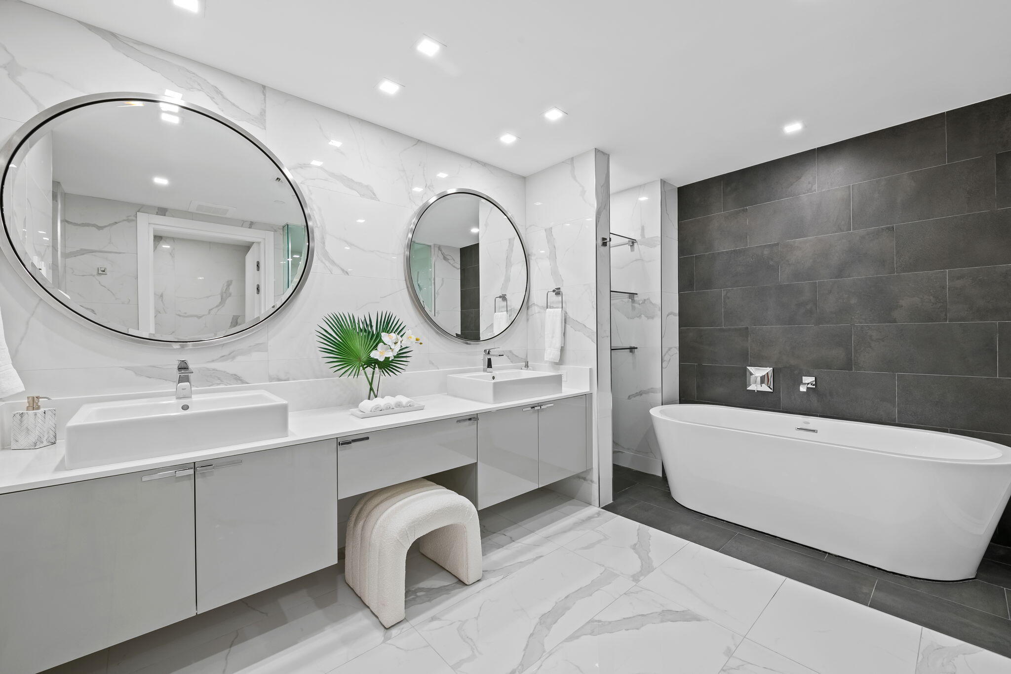 ADAGIO FORT LAUDERDALE BEACH - Residential