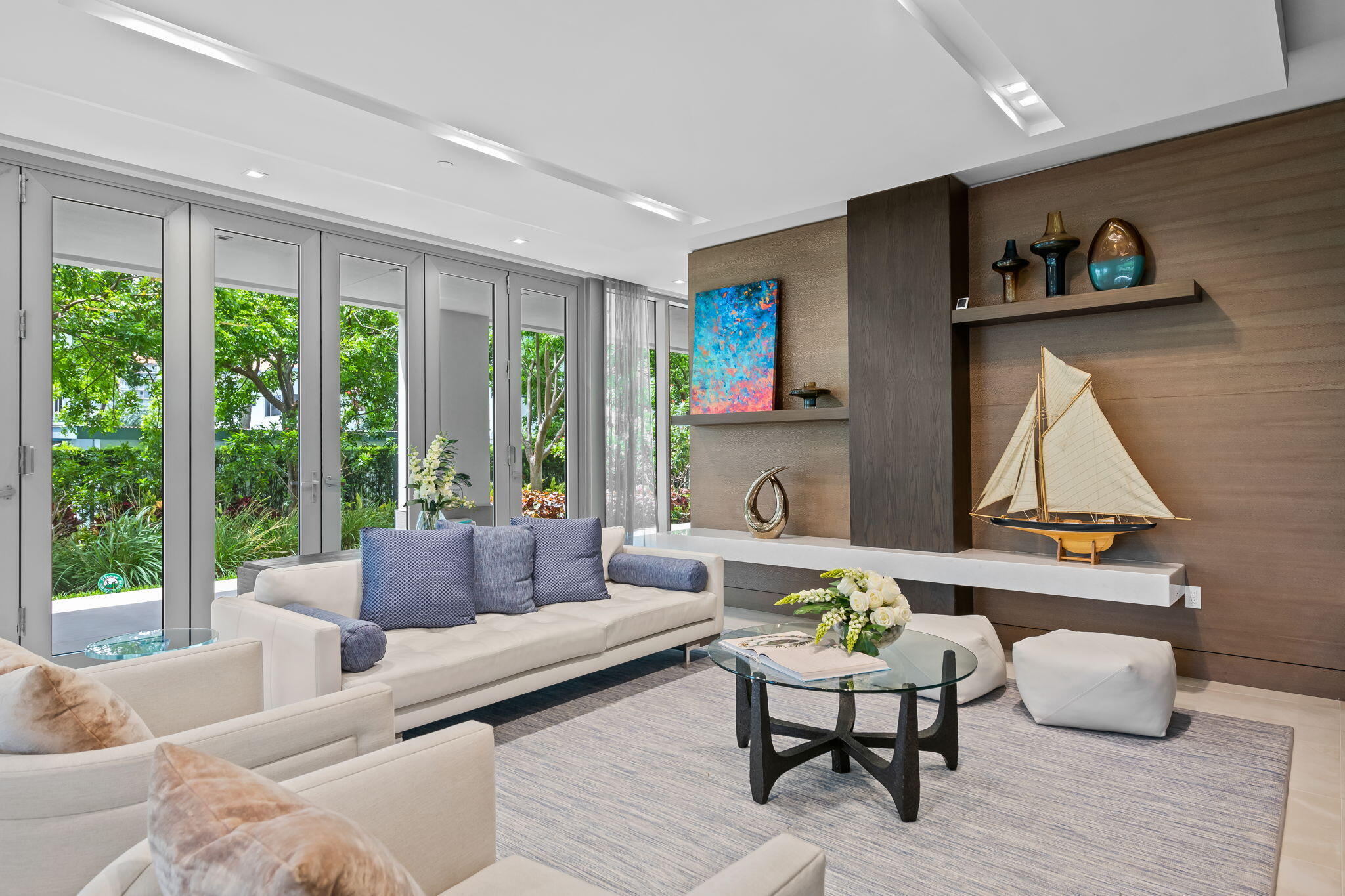 ADAGIO FORT LAUDERDALE BEACH - Residential