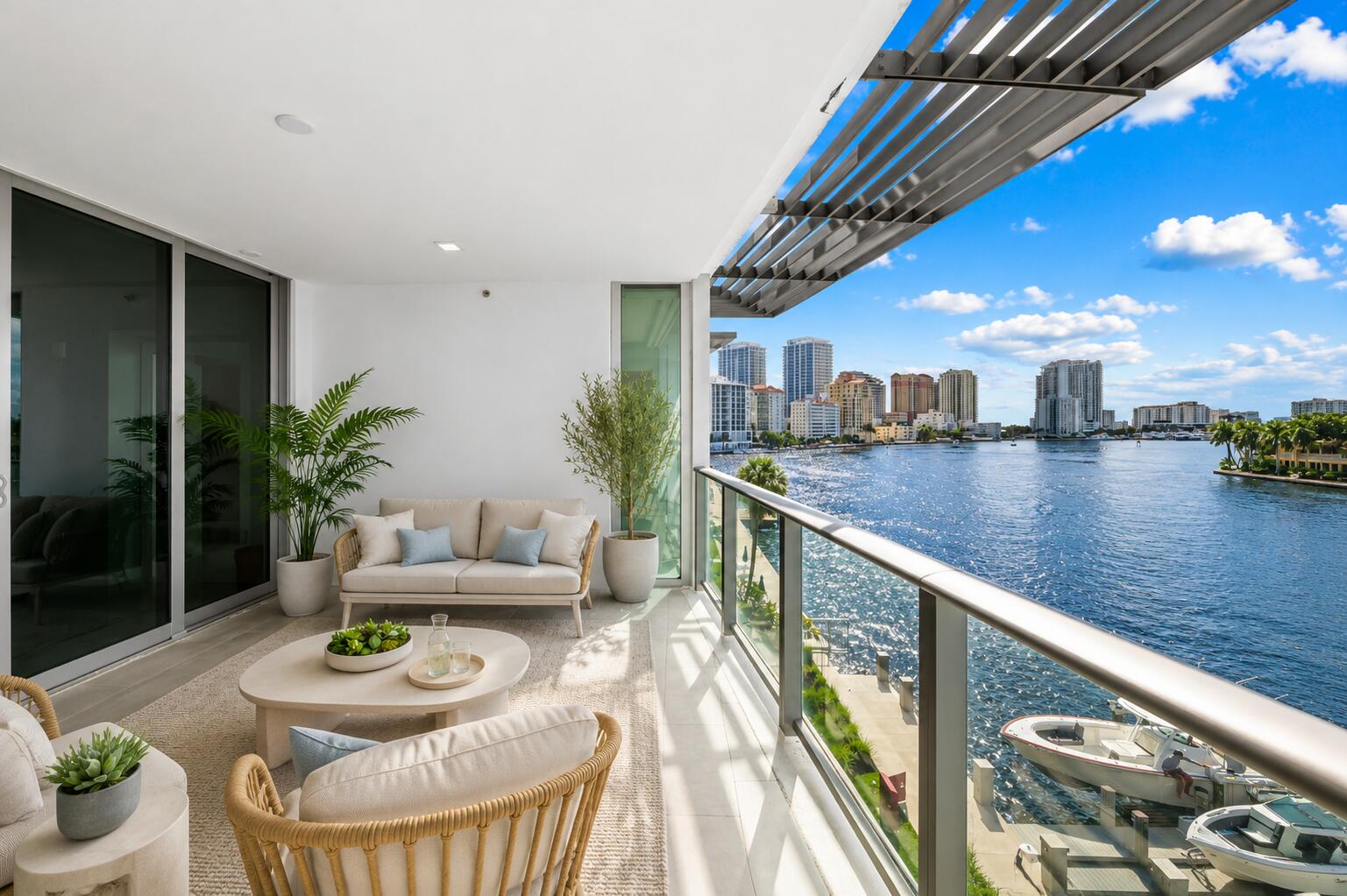 435 Bayshore Drive 302
