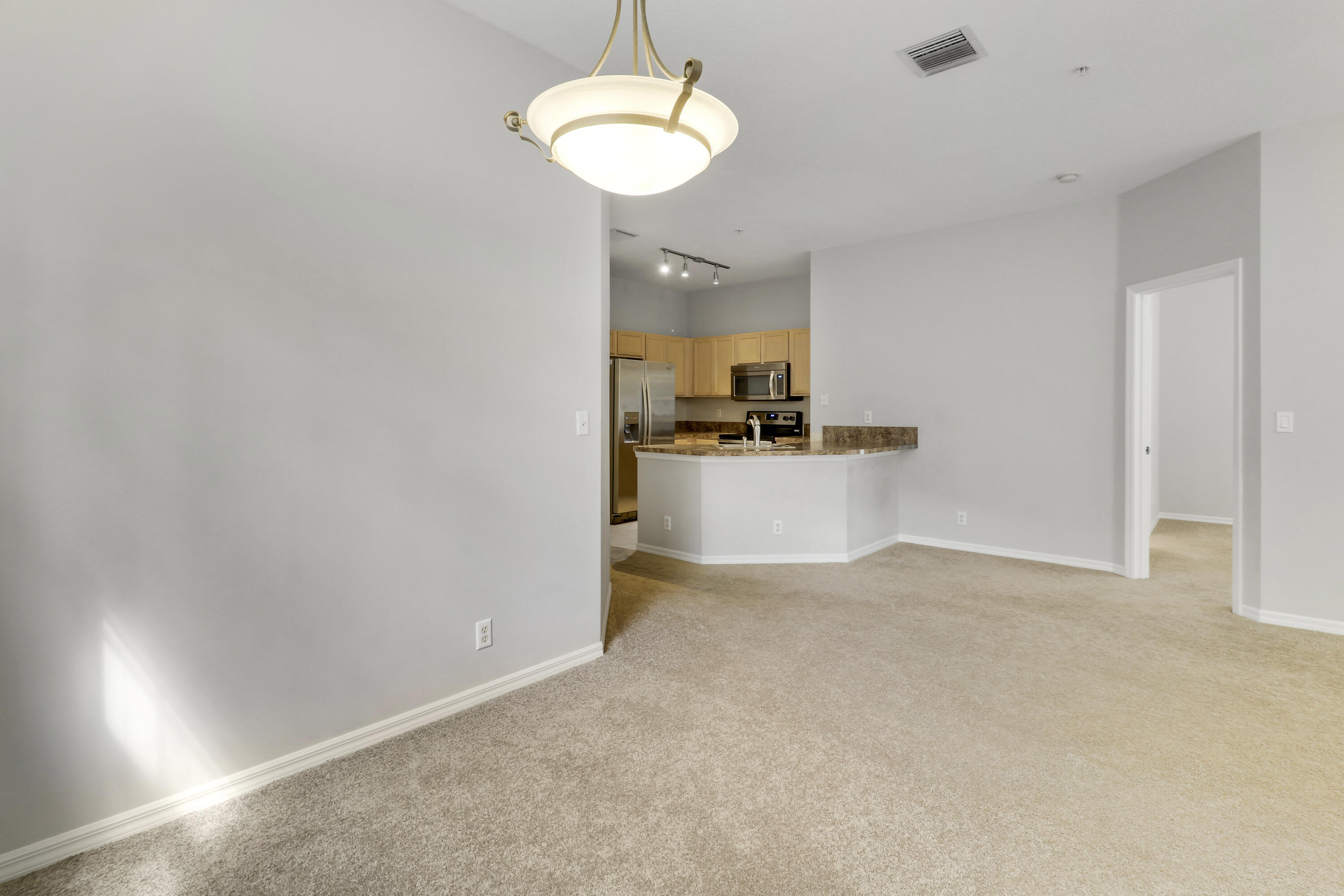 TEQUESTA TRACE CONDO - Residential Lease